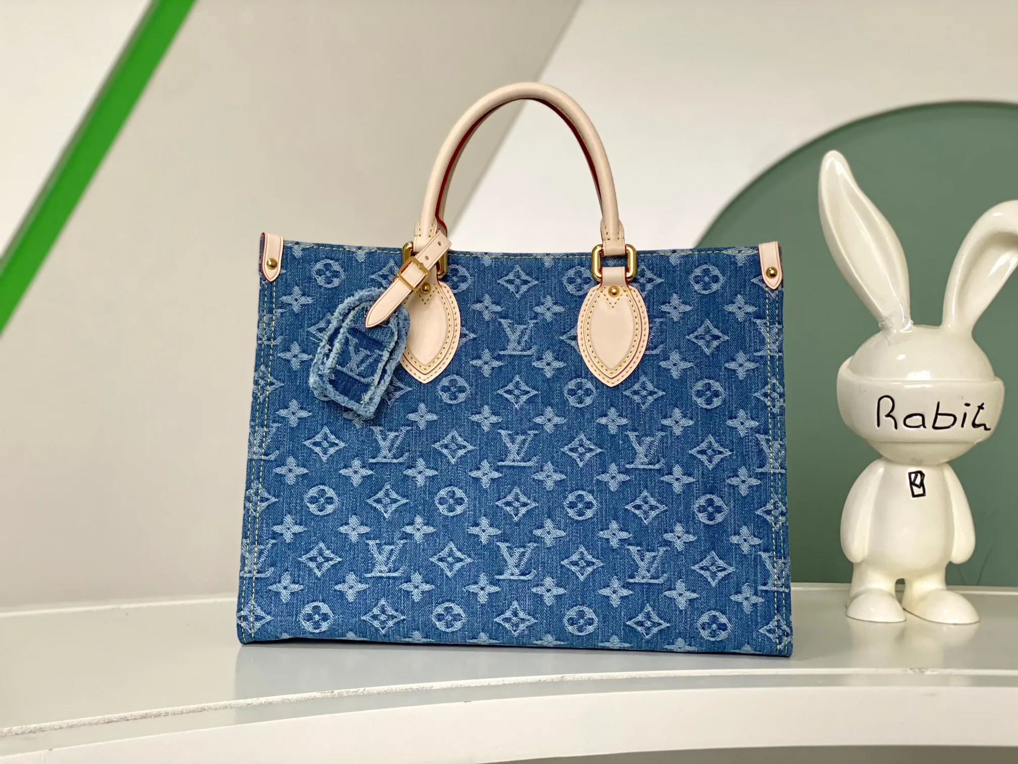Louis Vuitton Onthego MM M46871 - 图片 3