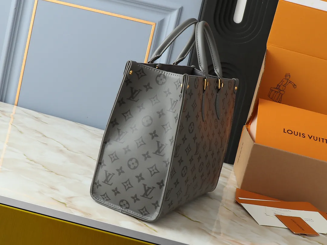 Louis Vuitton OnTheGo PM M12465 - Image 4