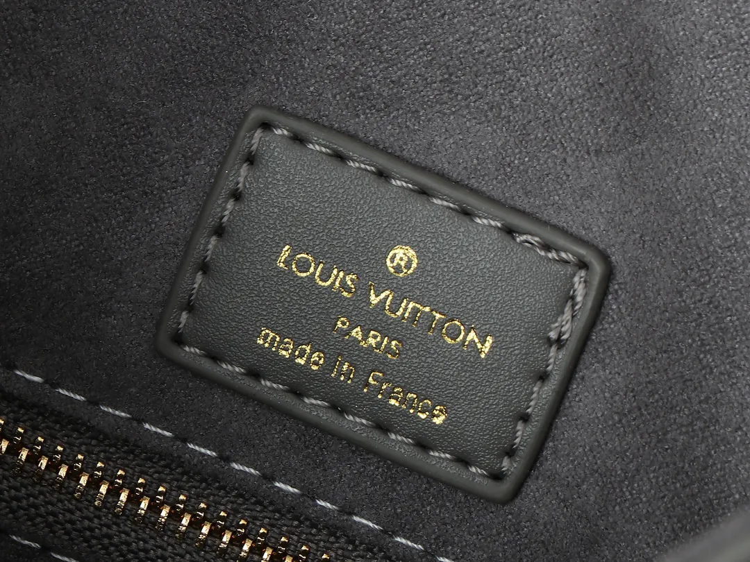 Louis Vuitton OnTheGo PM M12465 - Image 10