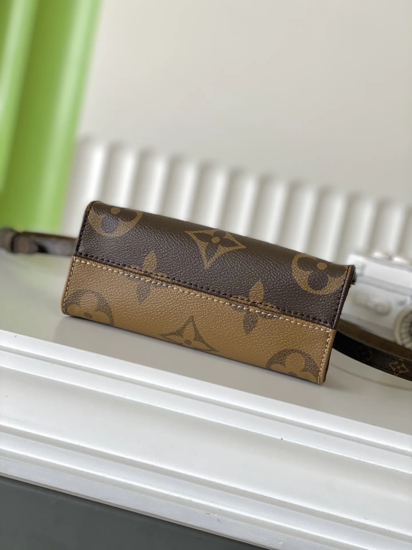 Louis Vuitton OnTheGo BB M46839 - Image 6