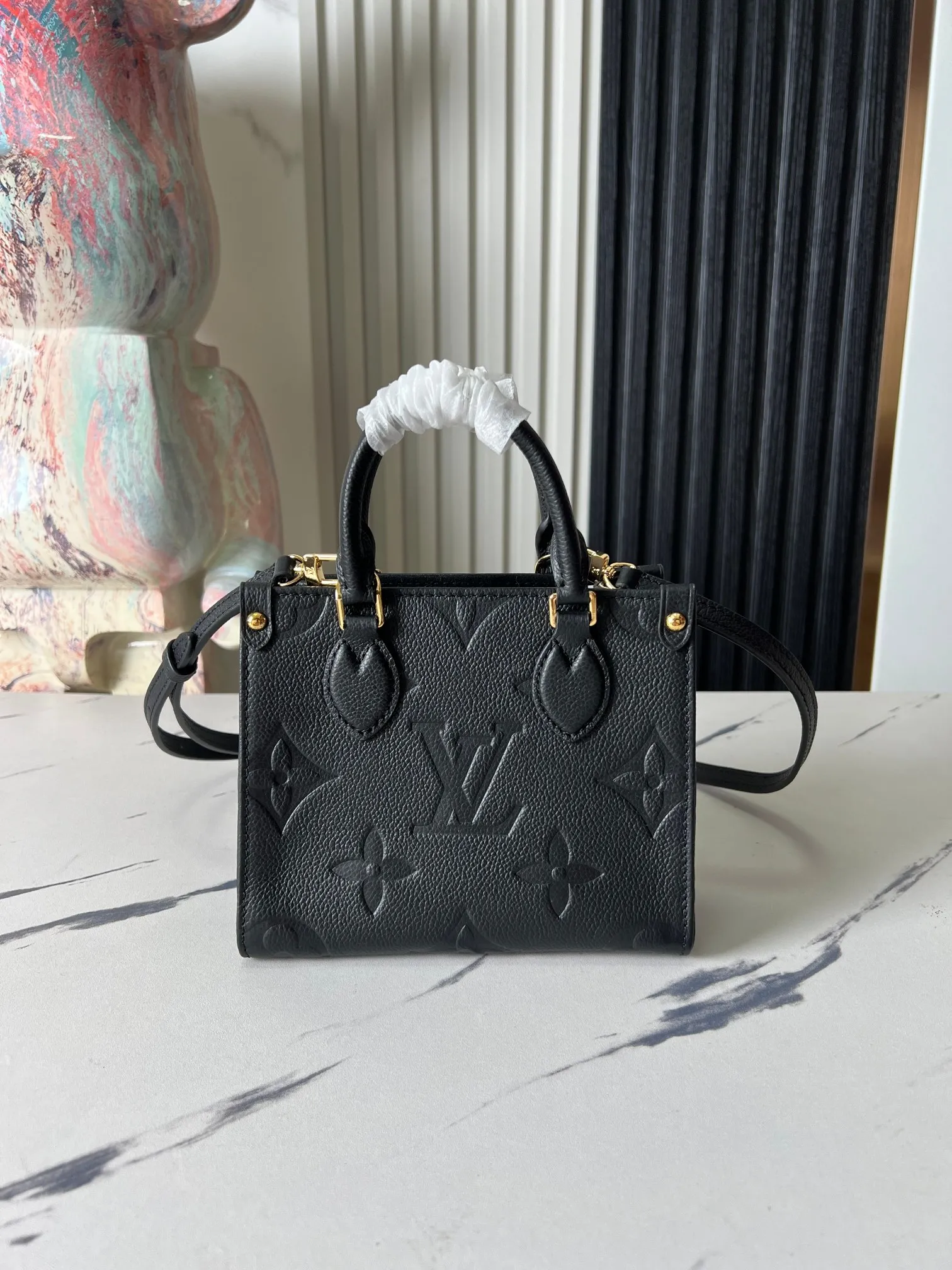 Louis Vuitton OnTheGo BB M46993 - 图片 3
