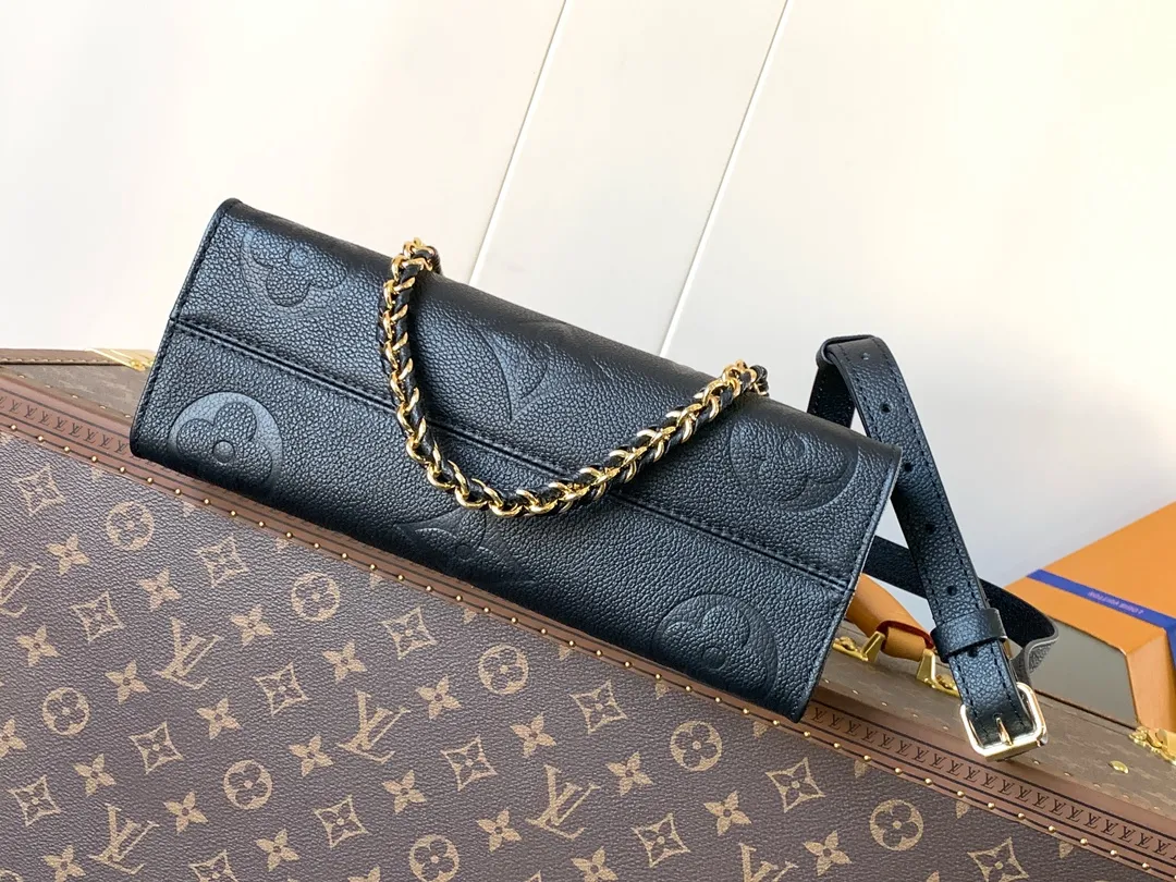 Louis Vuitton OnTheGo East West M23640 - 图片 6