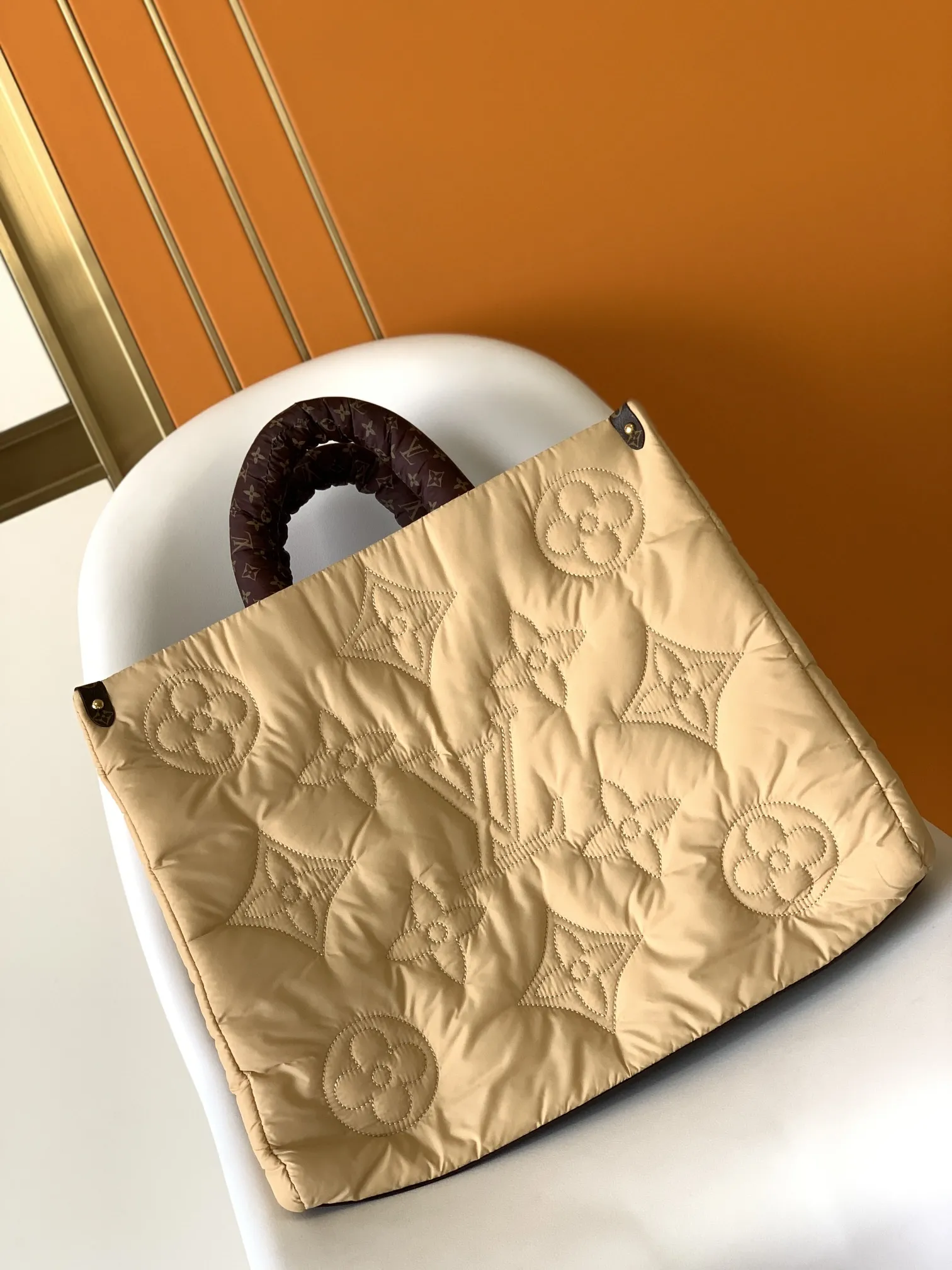 Alternative view of Louis Vuitton ONTHEGO GM M59007