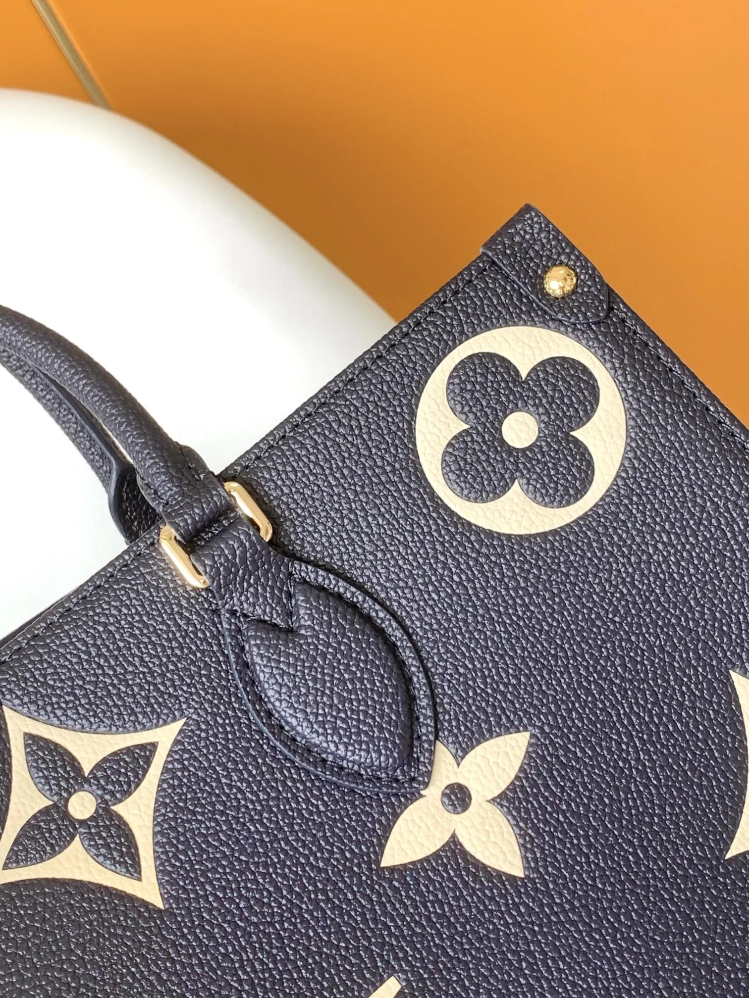 Louis Vuitton OnTheGo MM M47084 - 图片 8