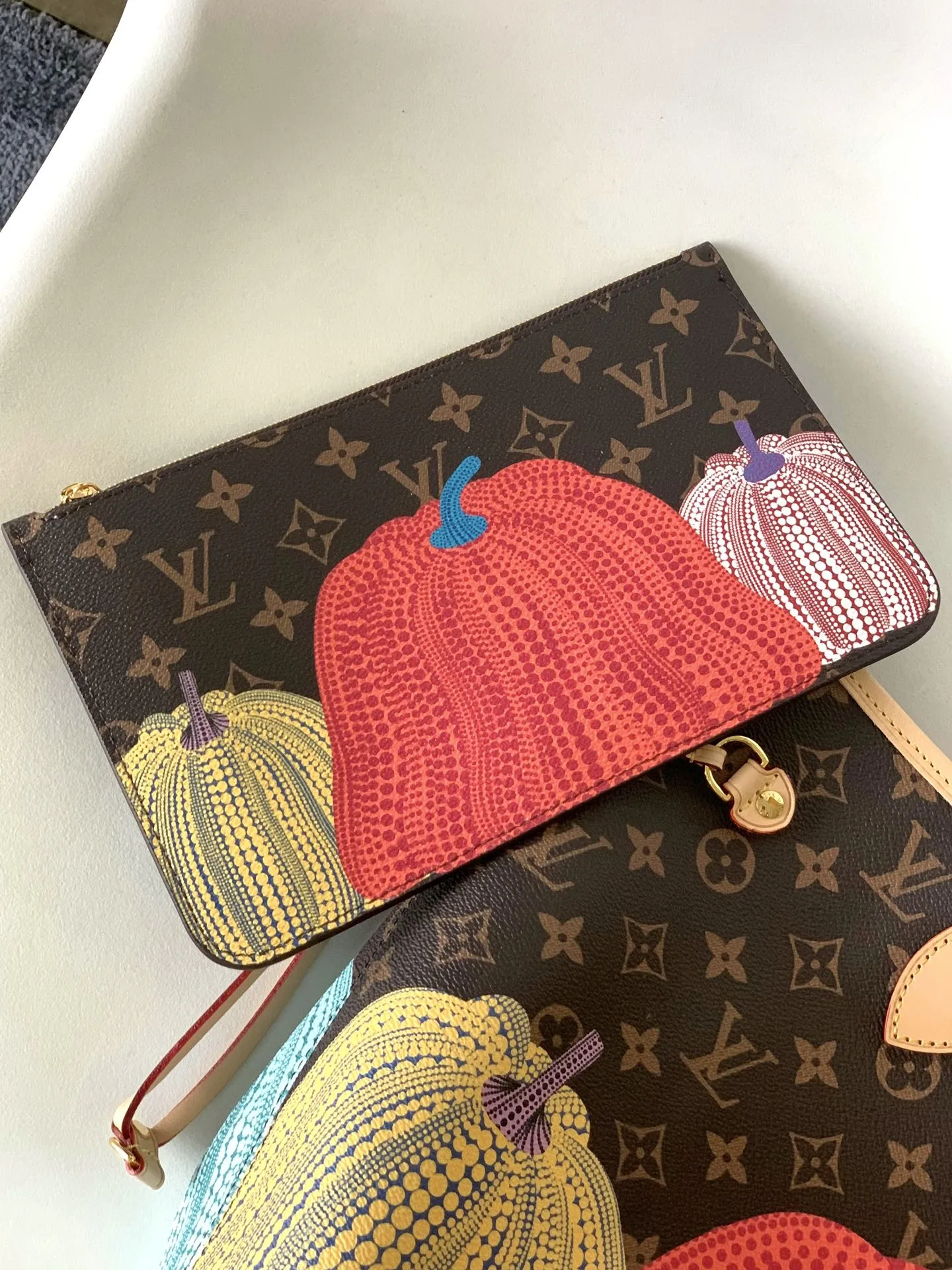 Louis Vuitton LV x YK Neverfull M46468 - Image 9