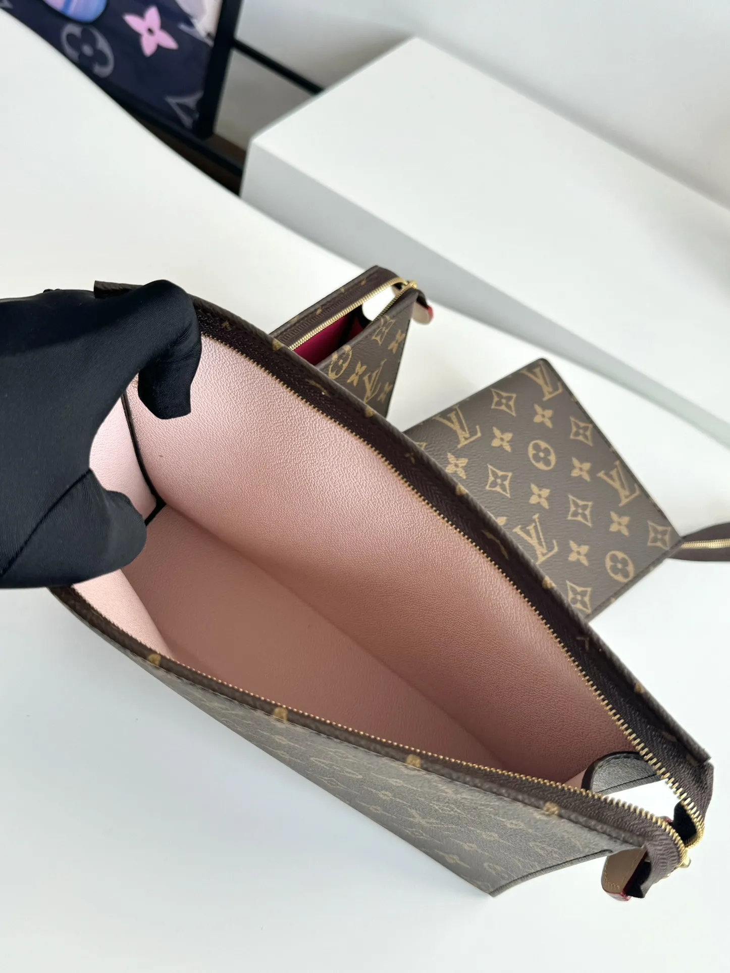 Louis Vuitton Trio Toilet Pouch M47195 - Image 2