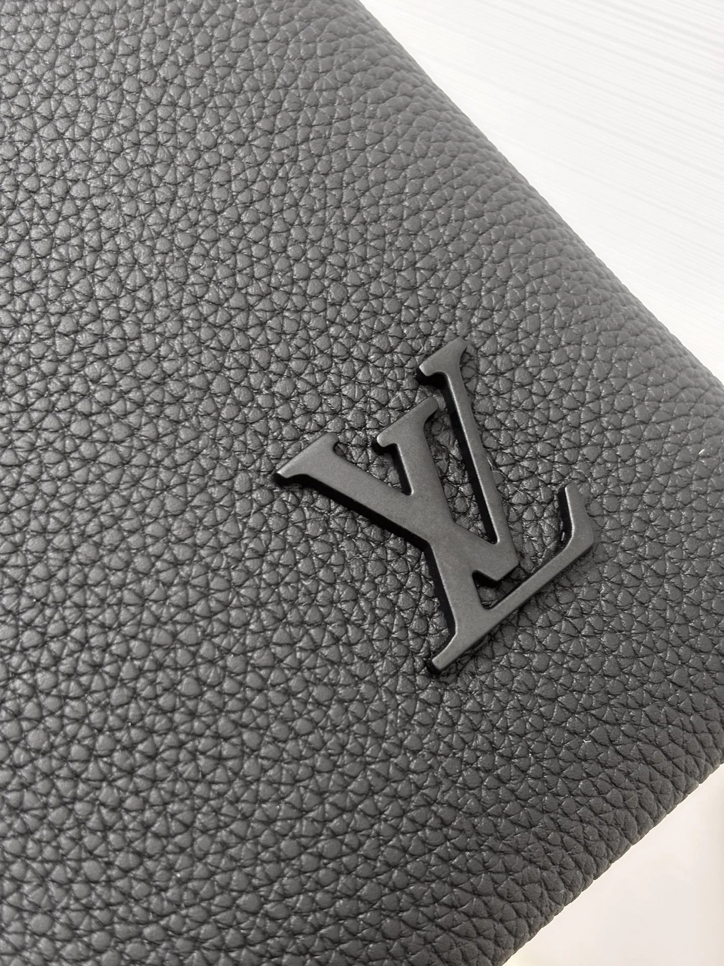 Louis Vuitton Duo Pouch M25943 - 图片 9