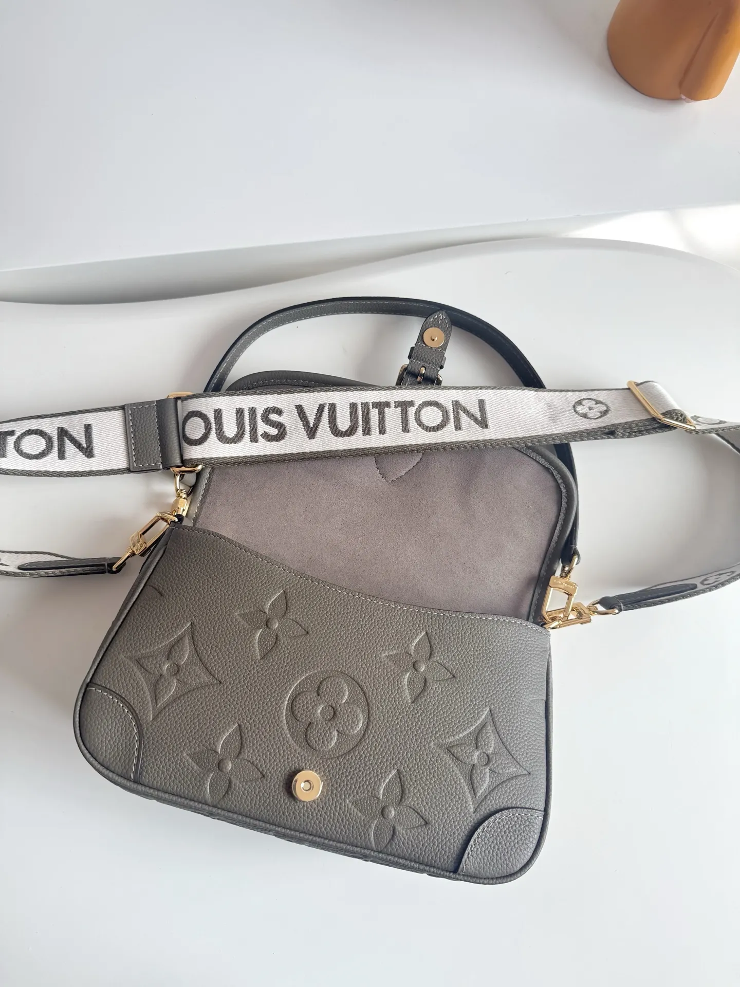 Louis Vuitton Diane M15049 - 图片 9