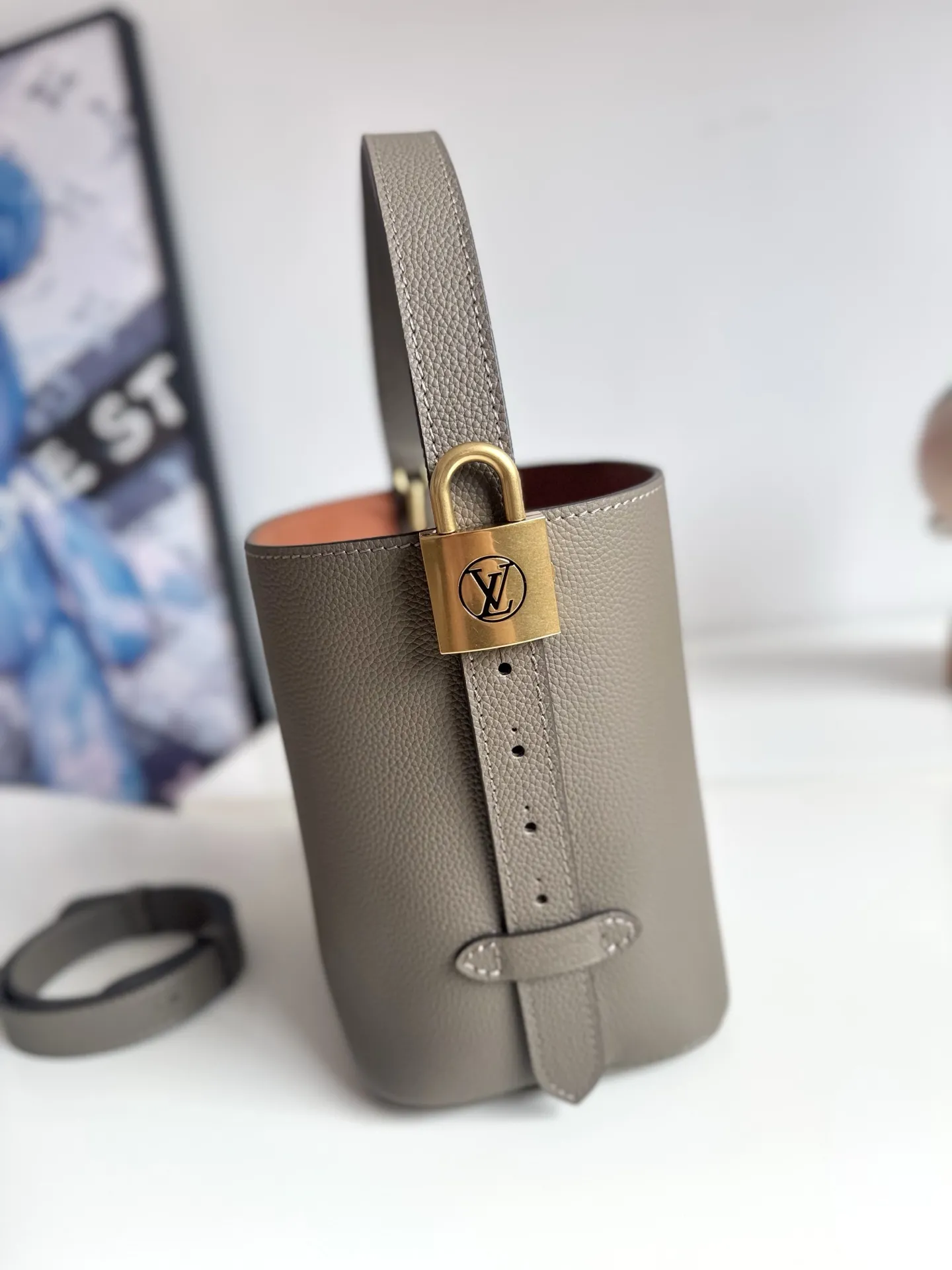 Louis Vuitton All In BB M25544 - Image 4
