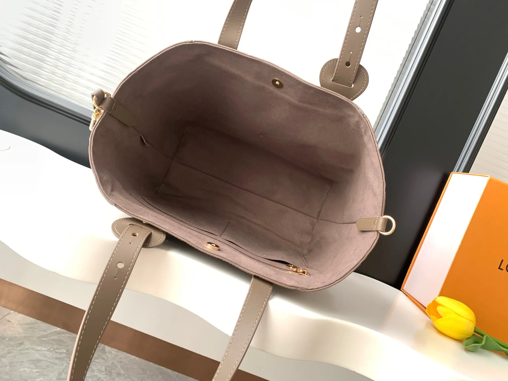 Louis Vuitton All In One PM M25890 - 图片 9