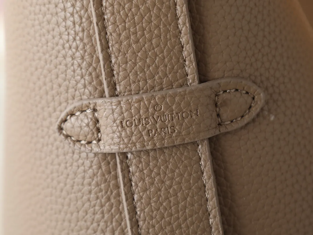 Louis Vuitton Low Key Hobo PM M15205 - 图片 7