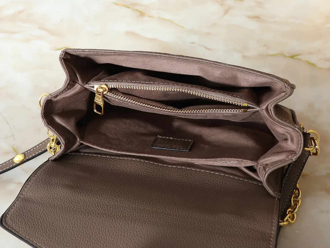 Louis Vuitton Pochette Metis East West M25910 - 图片 10