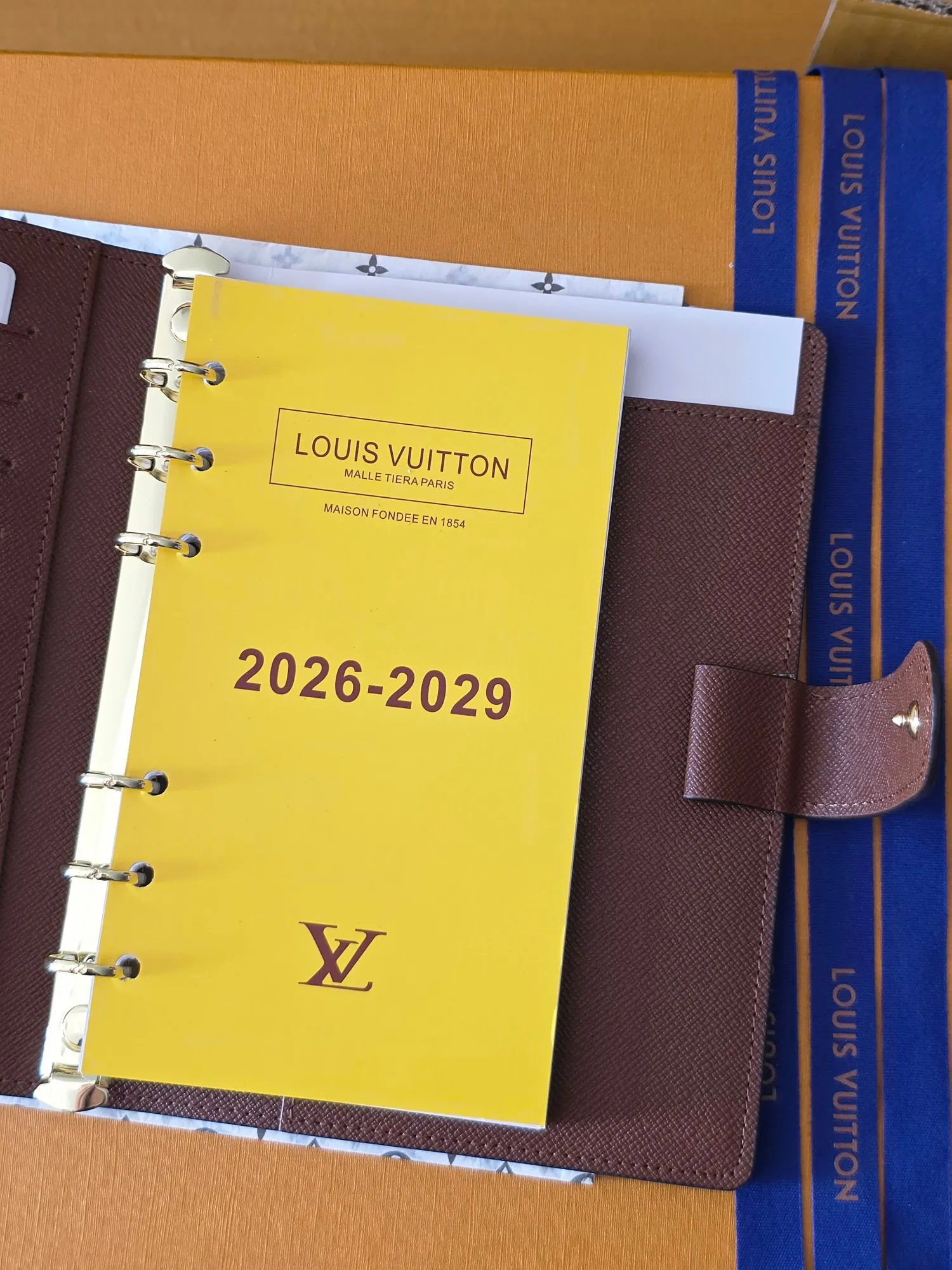 Louis Vuitton Medium Ring Agenda Cover R20105 - 图片 11