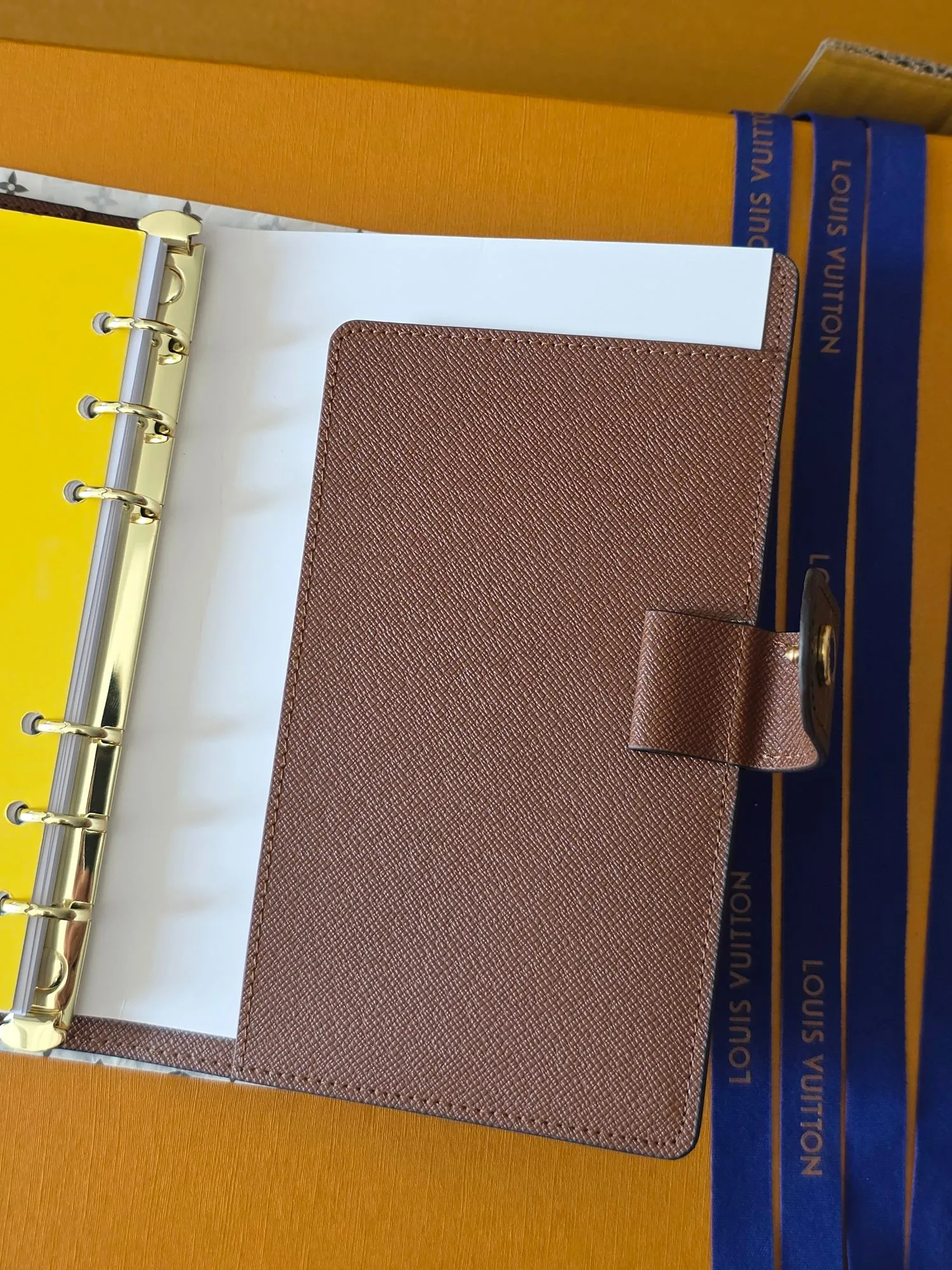 Louis Vuitton Medium Ring Agenda Cover R20105 - 图片 13