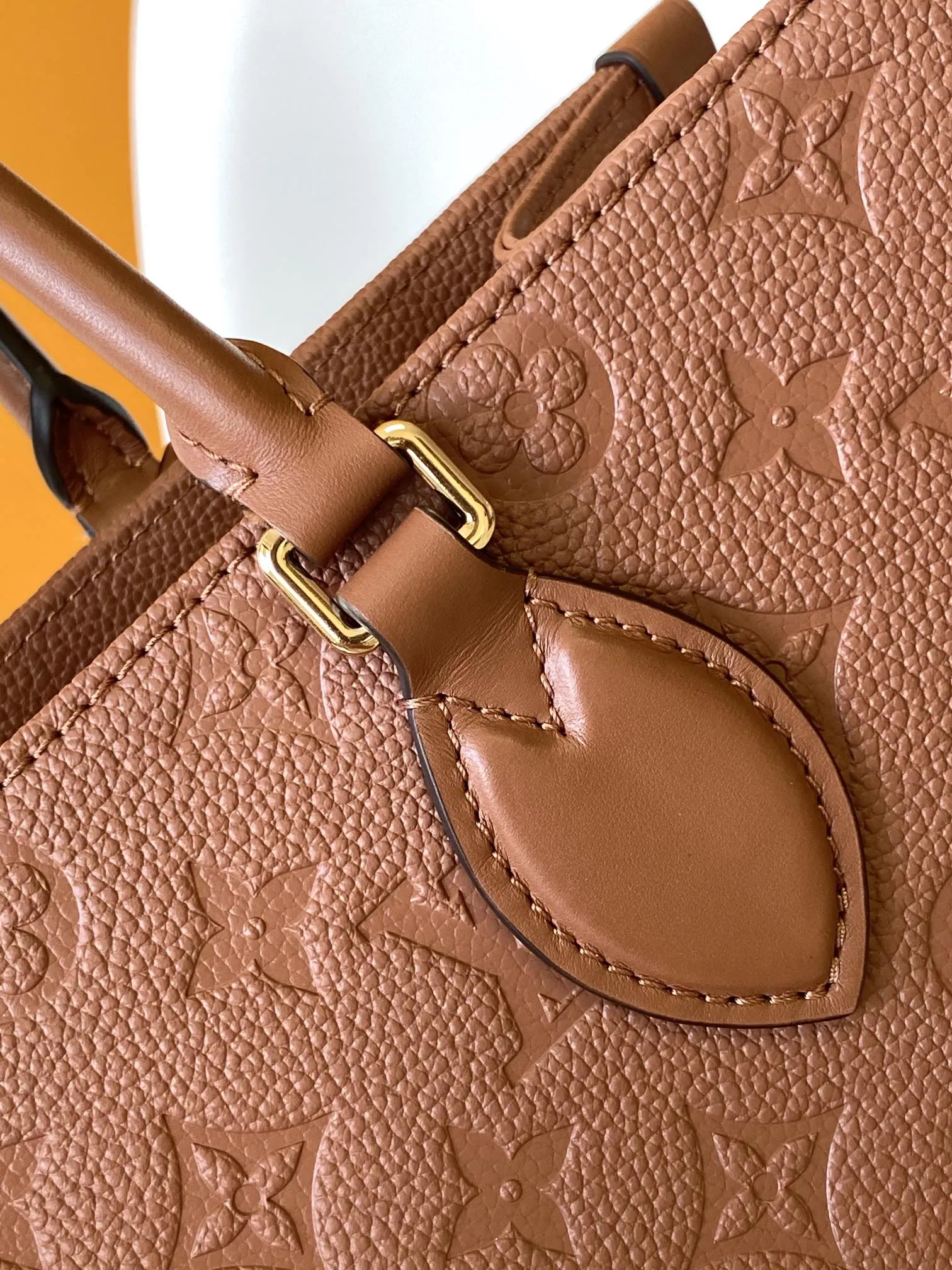 Louis Vuitton OnTheGo MM M12775 - 图片 8