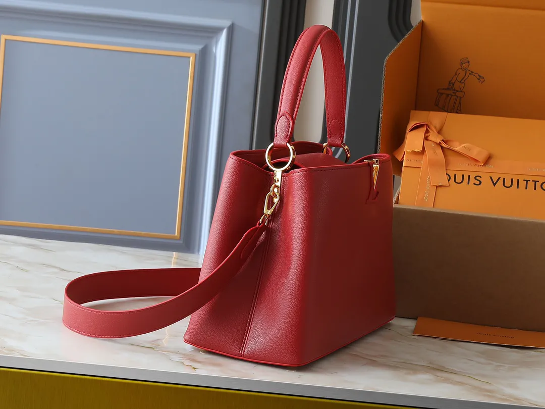 Louis Vuitton Capucines GM Souple M13027 - 图片 4