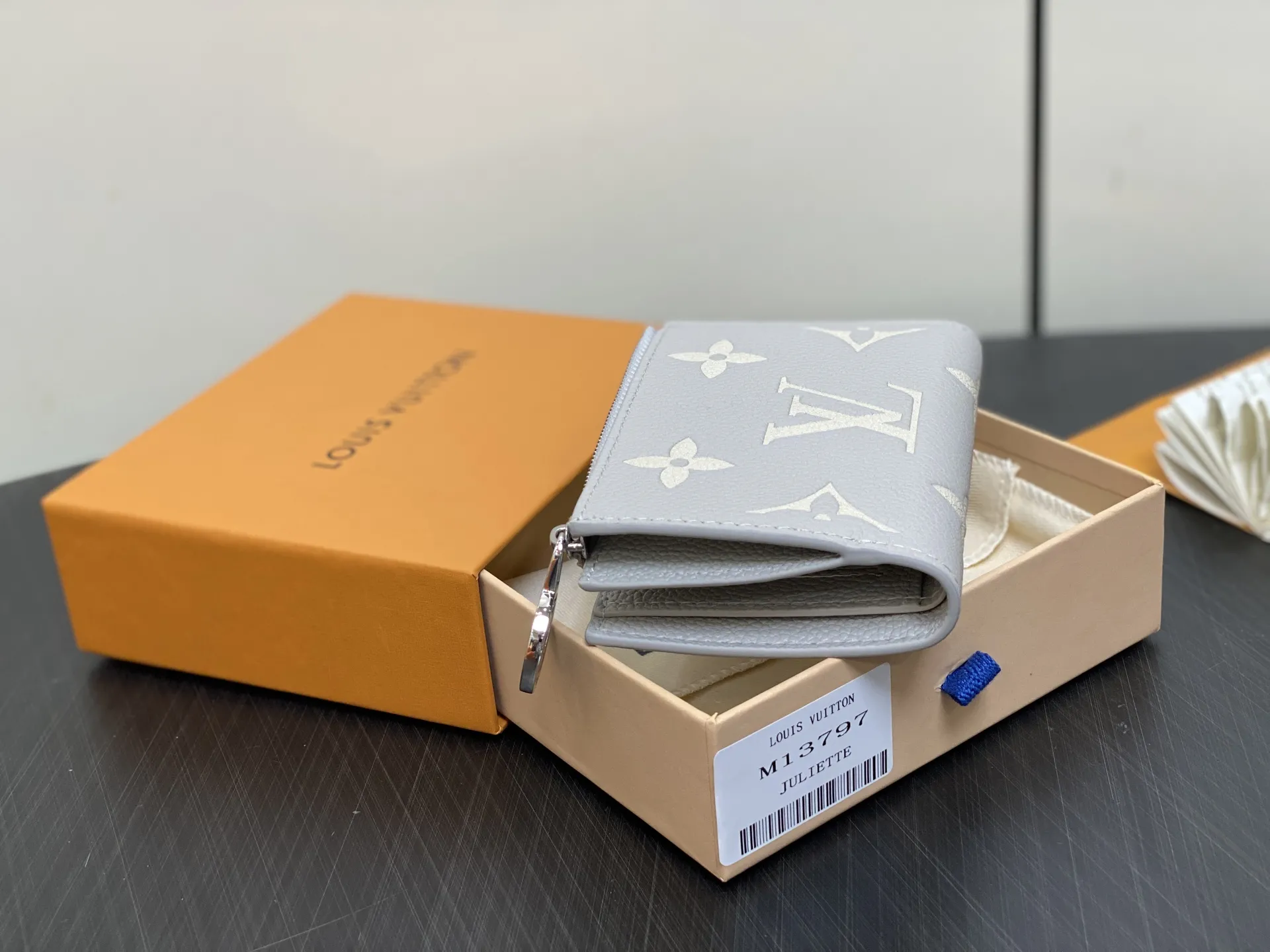 Louis Vuitton Lisa Wallet M13797 - 图片 6