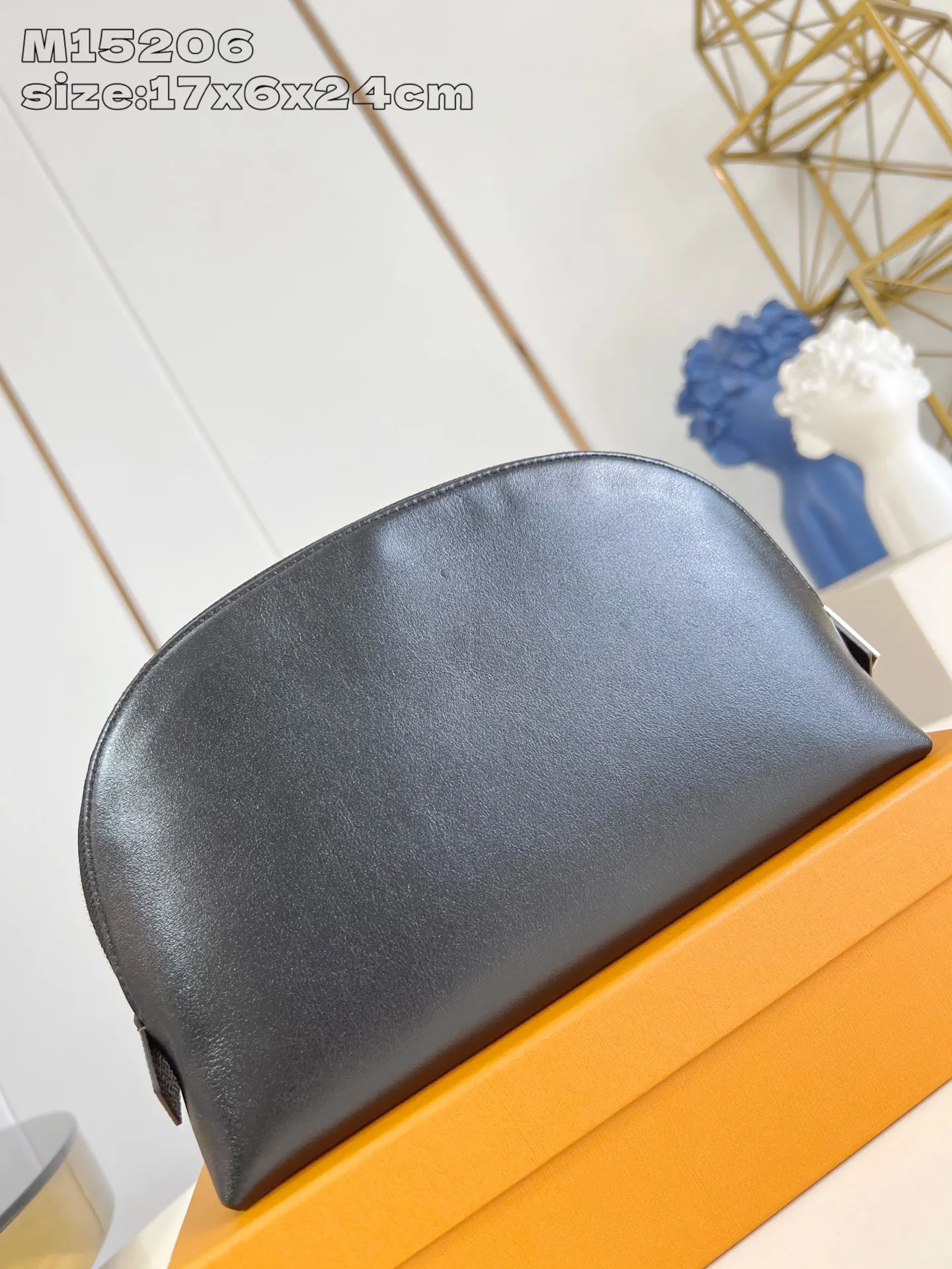 Louis Vuitton Cosmetic Pouch MM M15206 - 图片 6