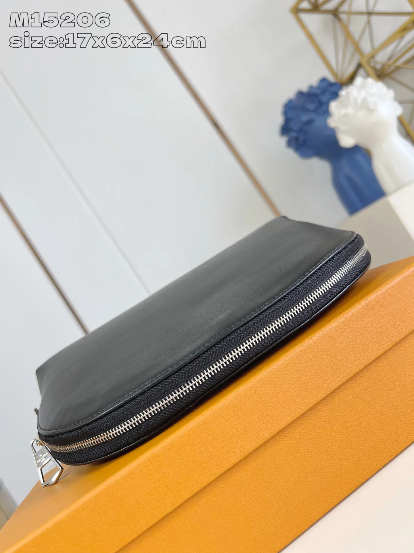 Louis Vuitton Cosmetic Pouch MM M15206 - 图片 9