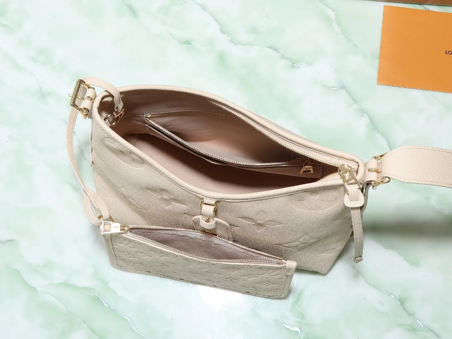 Louis Vuitton CarryAll PM M14321 - 图片 10