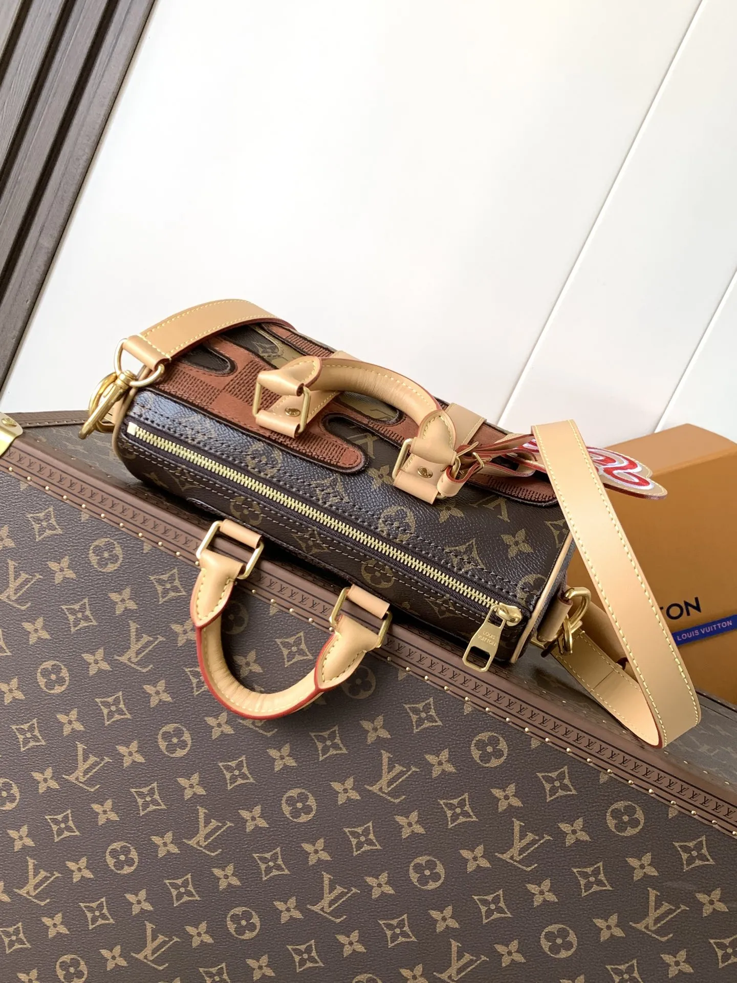 Louis Vuitton Keepall Bandoulière 25 M15428 - Image 9