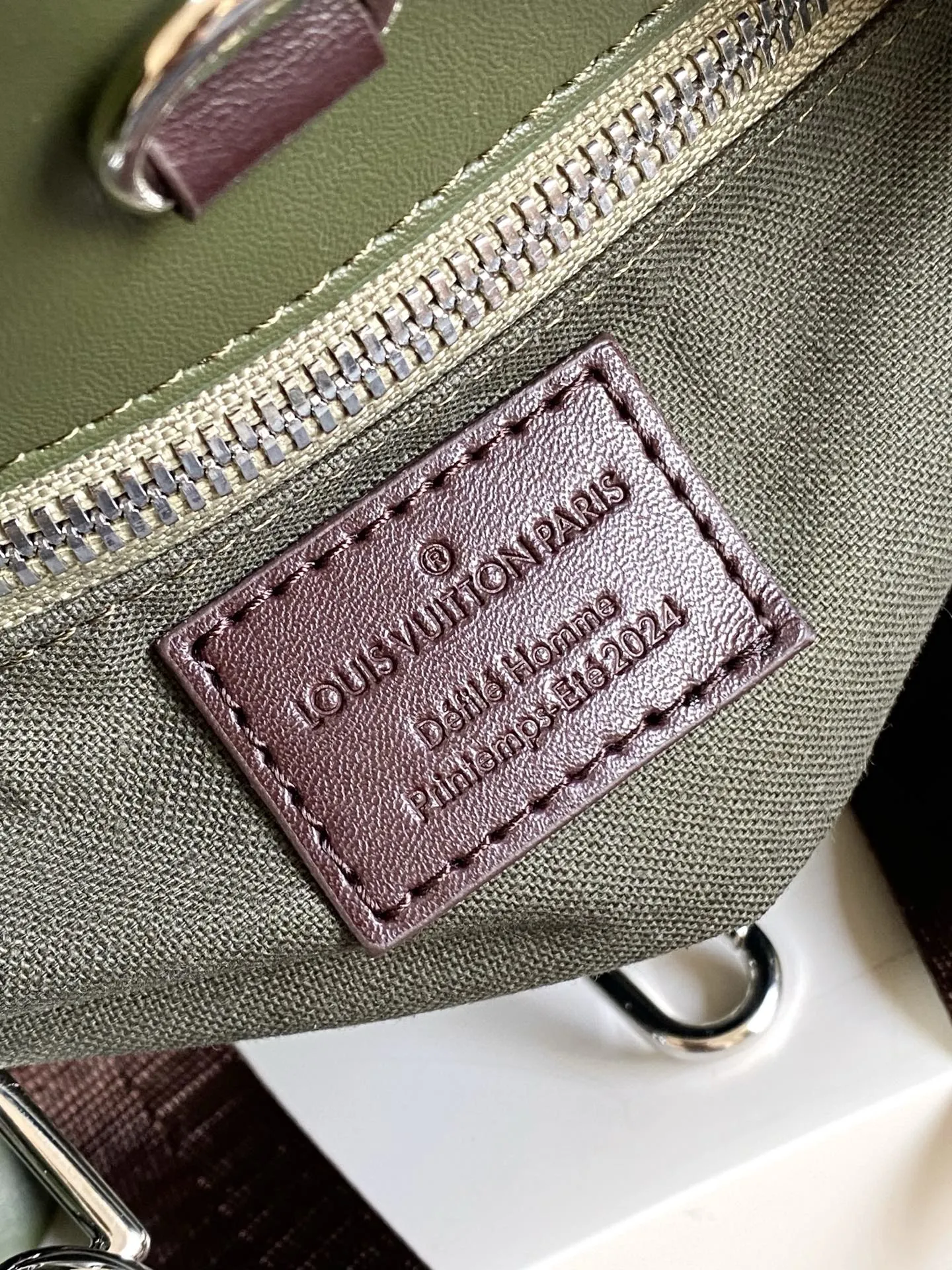 Alternative view of Louis Vuitton Mini Shopper Tote M15238