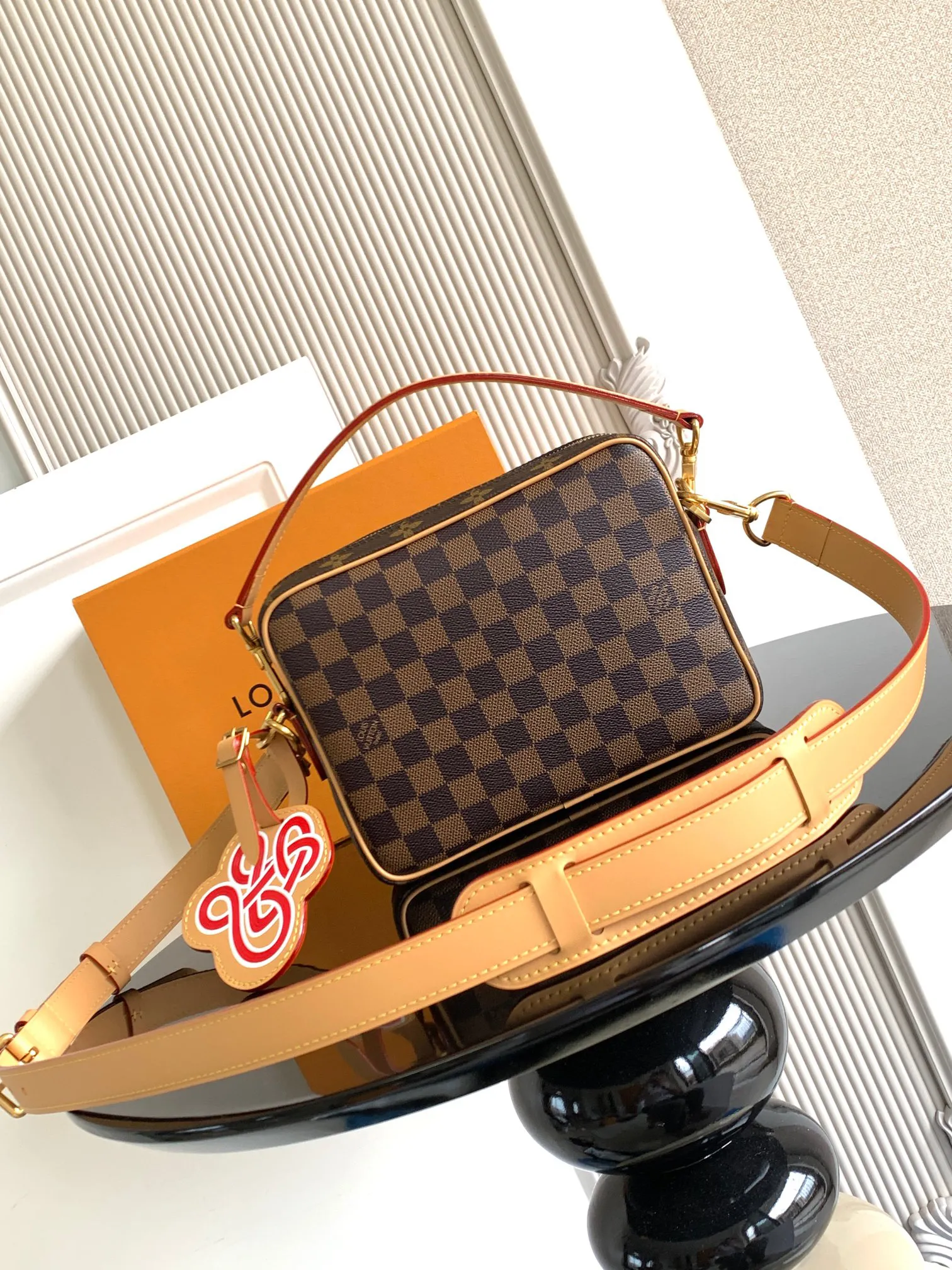 Louis Vuitton Nil M26068 - Image 5