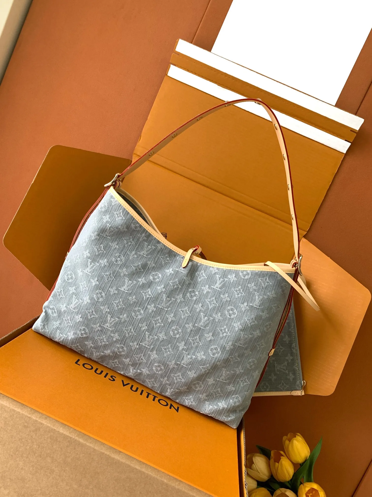 Louis Vuitton CarryAll MM M13289 - Image 5
