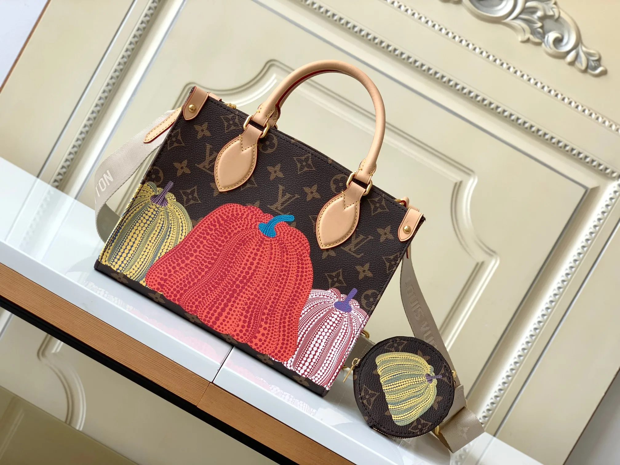 Louis Vuitton LV x YK Onthego PM M46467 - 图片 3
