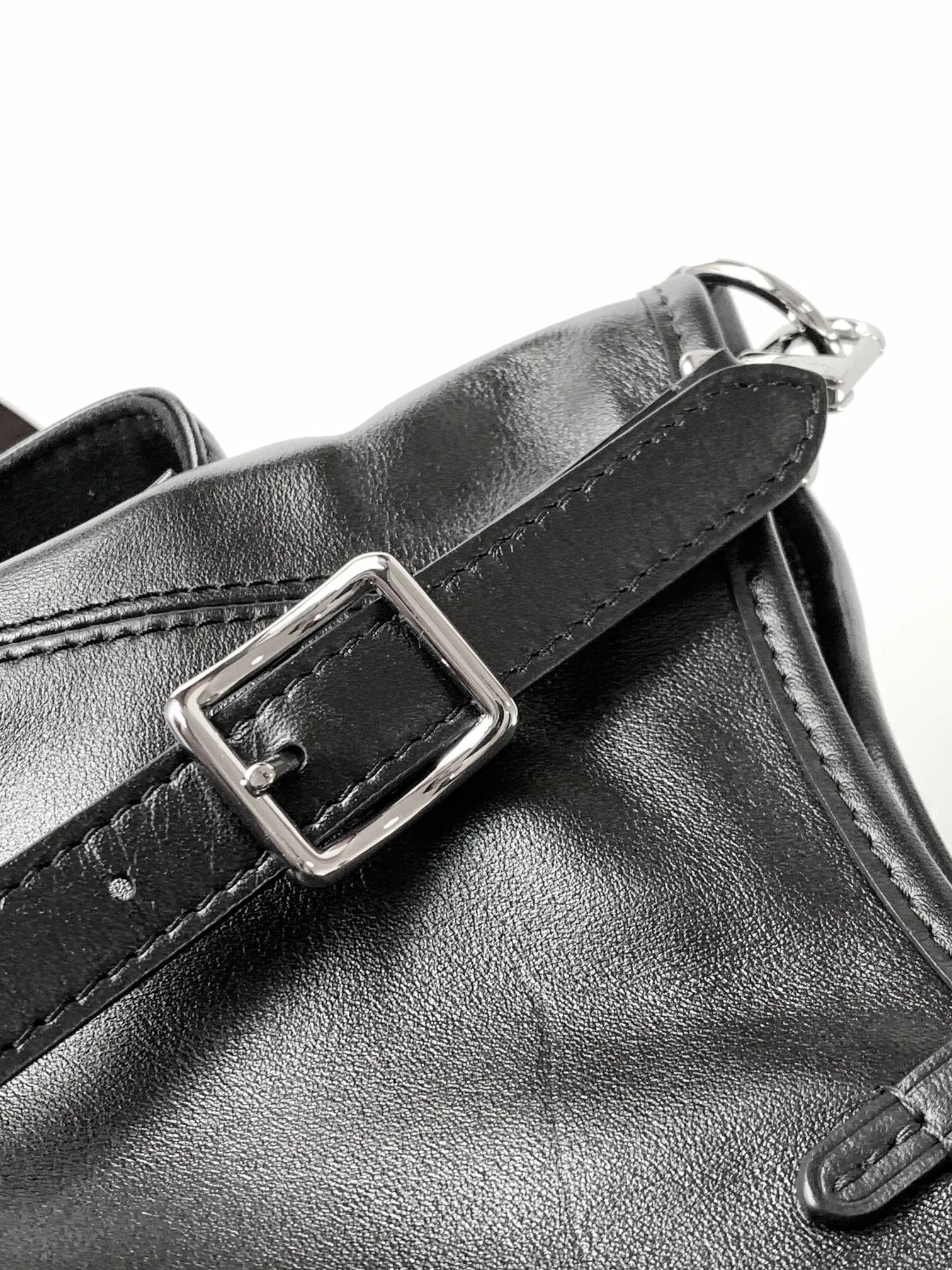 Alternative view of Louis Vuitton CarryAll Cargo Vibe PM M24861