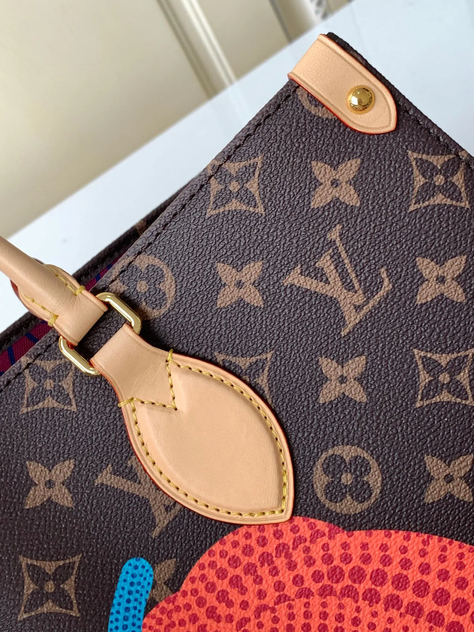 Louis Vuitton LV x YK Onthego MM M46466 - 图片 3