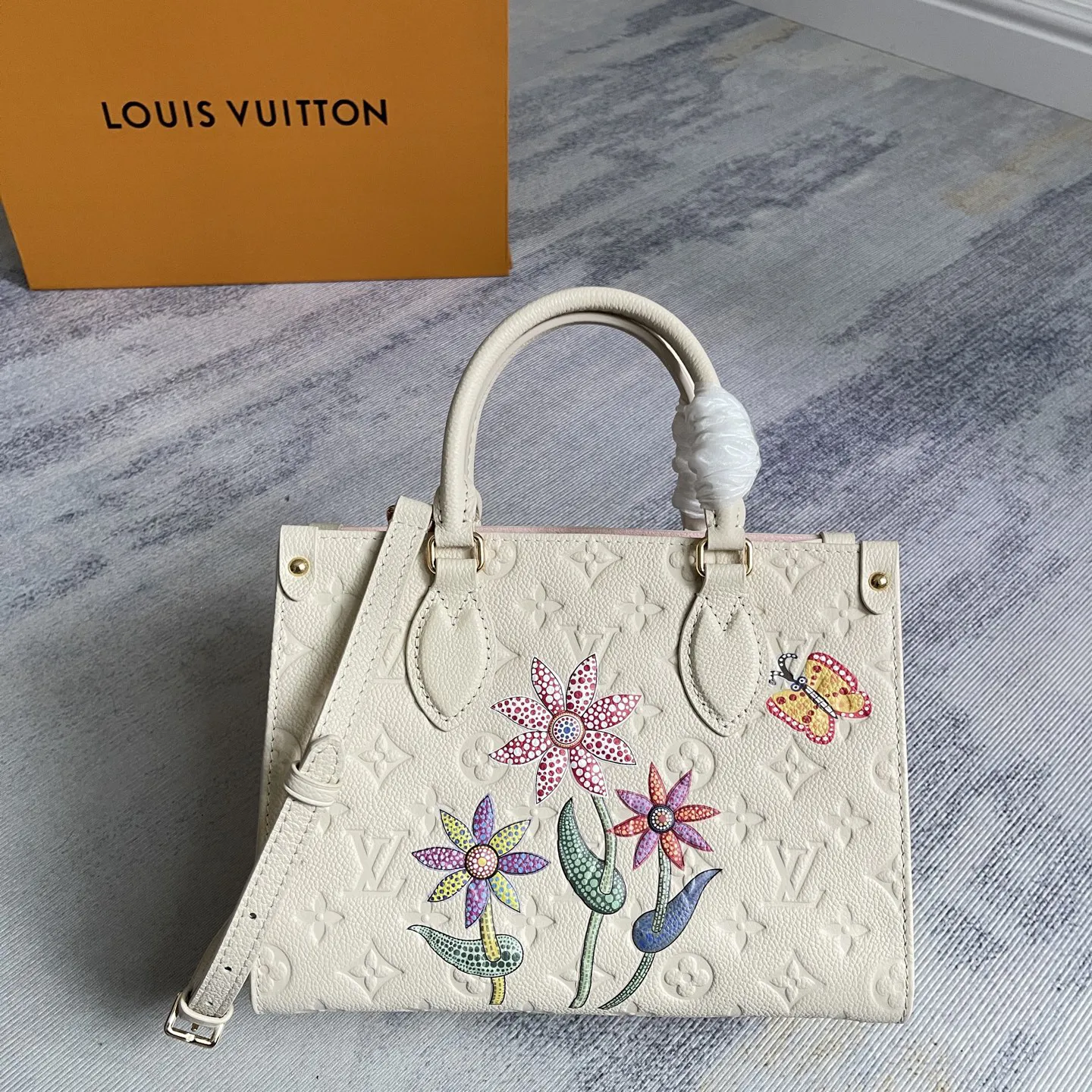 Louis Vuitton ONTHEGO PM M21732 - 图片 3