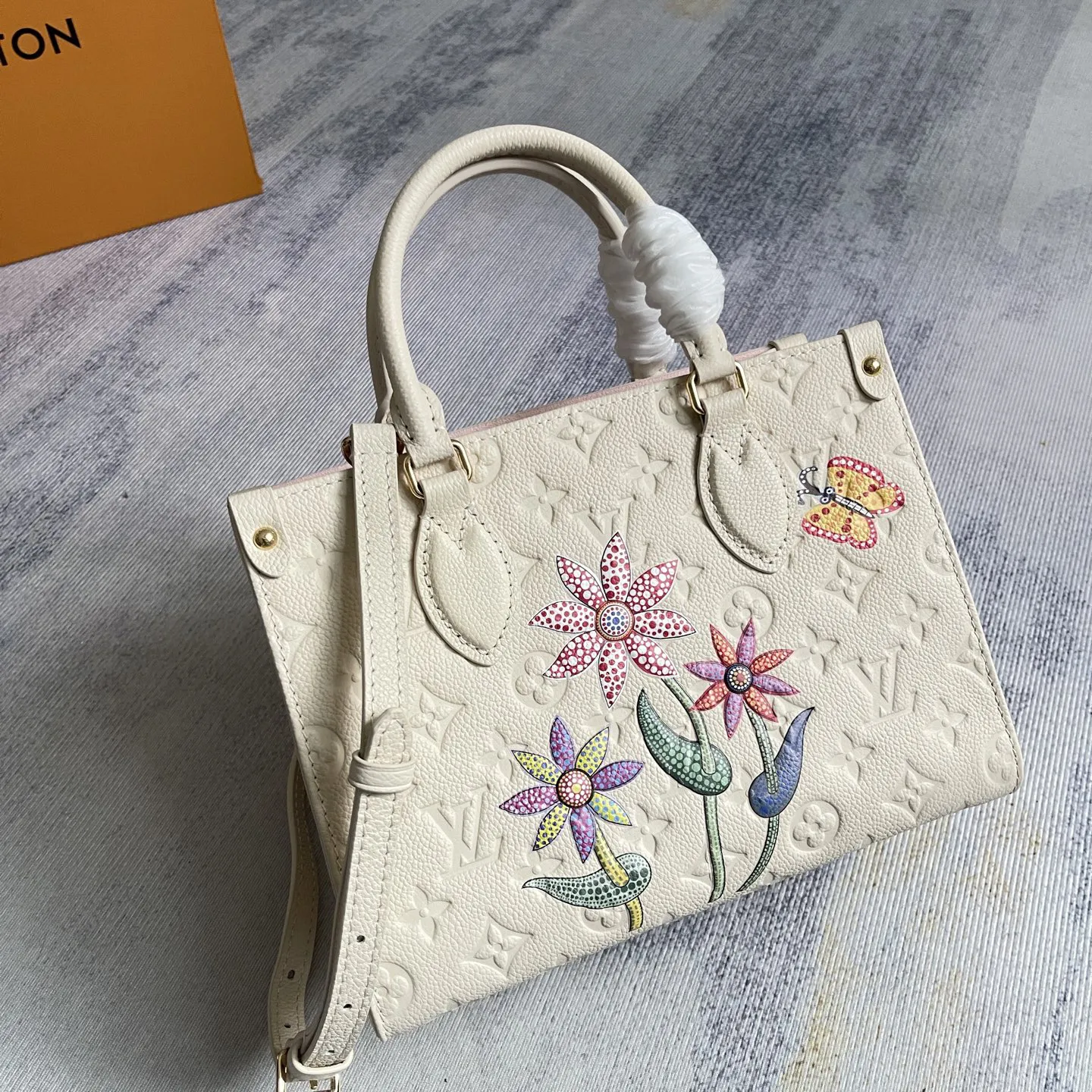 Louis Vuitton ONTHEGO PM M21732 - 图片 4