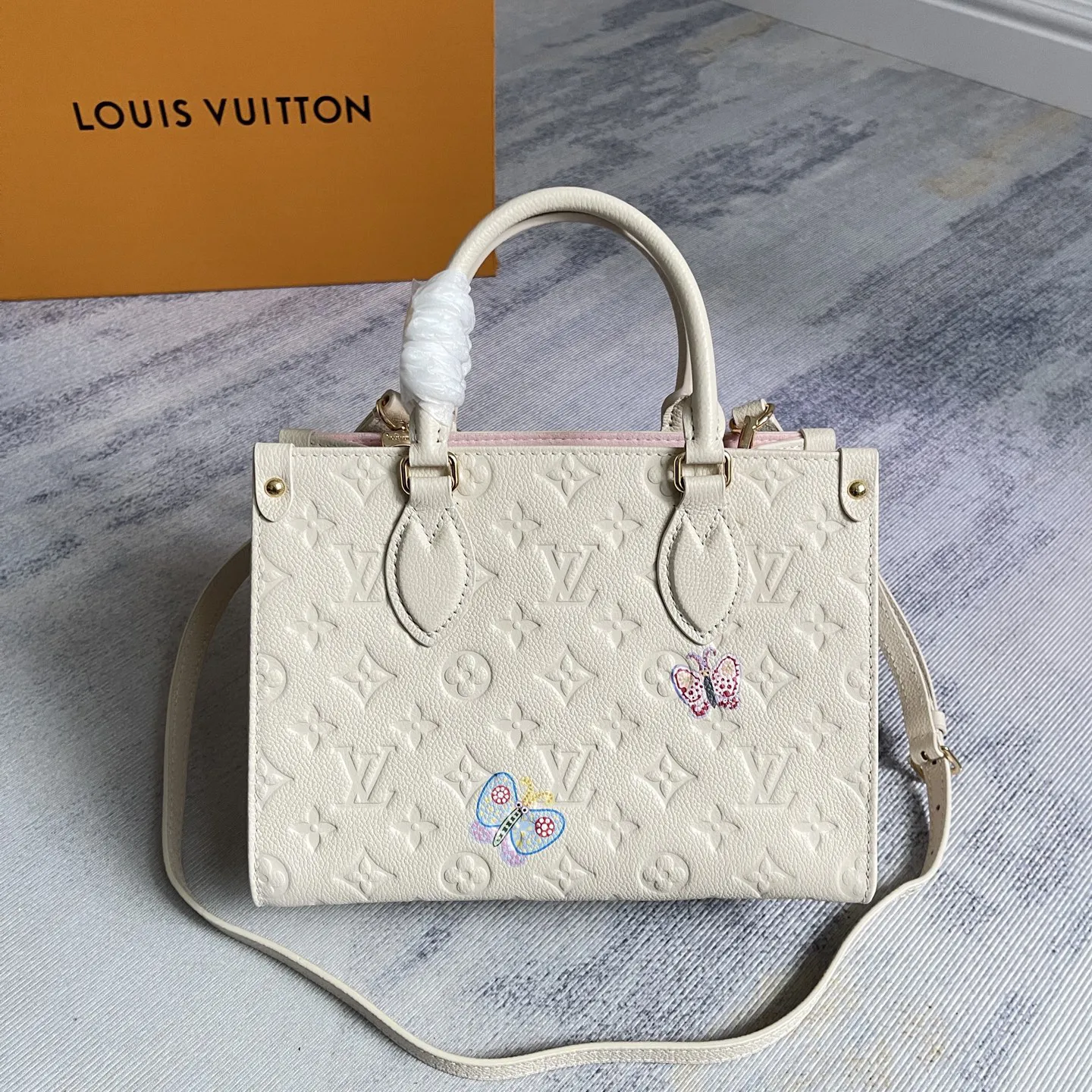 Louis Vuitton ONTHEGO PM M21732 - 图片 7