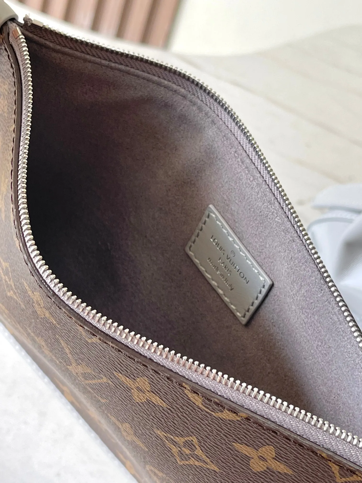 Louis Vuitton CarryAll Vibe MM M12583 - 图片 8