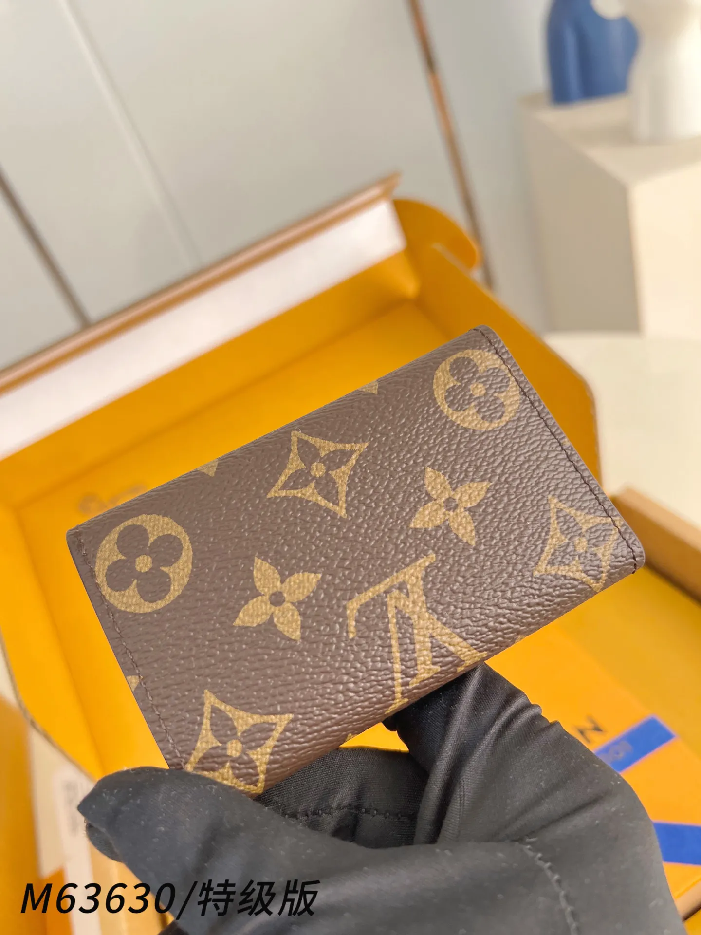 Louis Vuitton 6 Key Holder M62630 - 图片 6