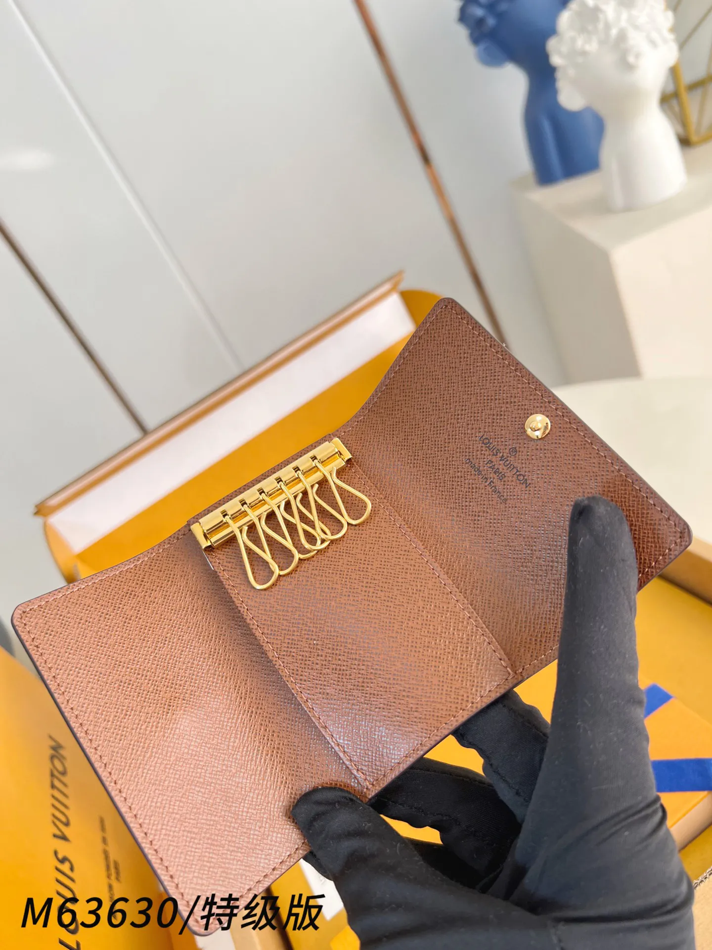 Louis Vuitton 6 Key Holder M62630 - 图片 9