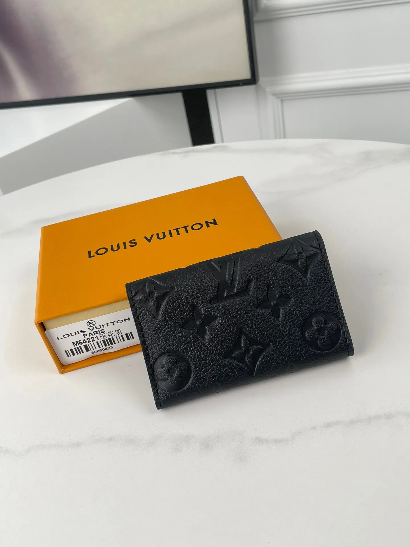Louis Vuitton 6 Key Holder M64421 - Image 4