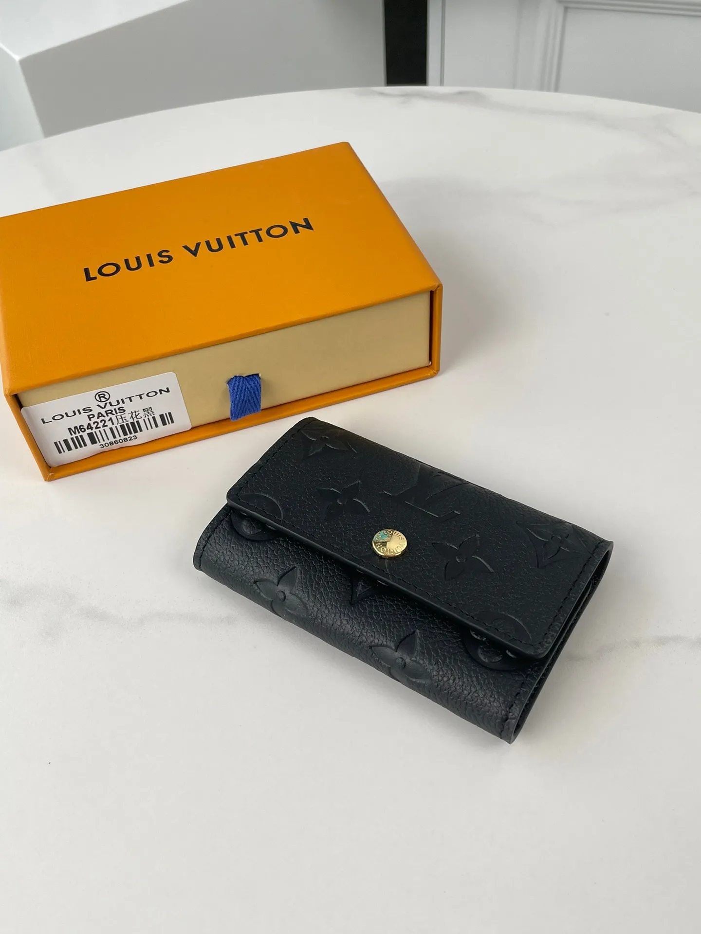 Louis Vuitton 6 Key Holder M64421 - Image 5