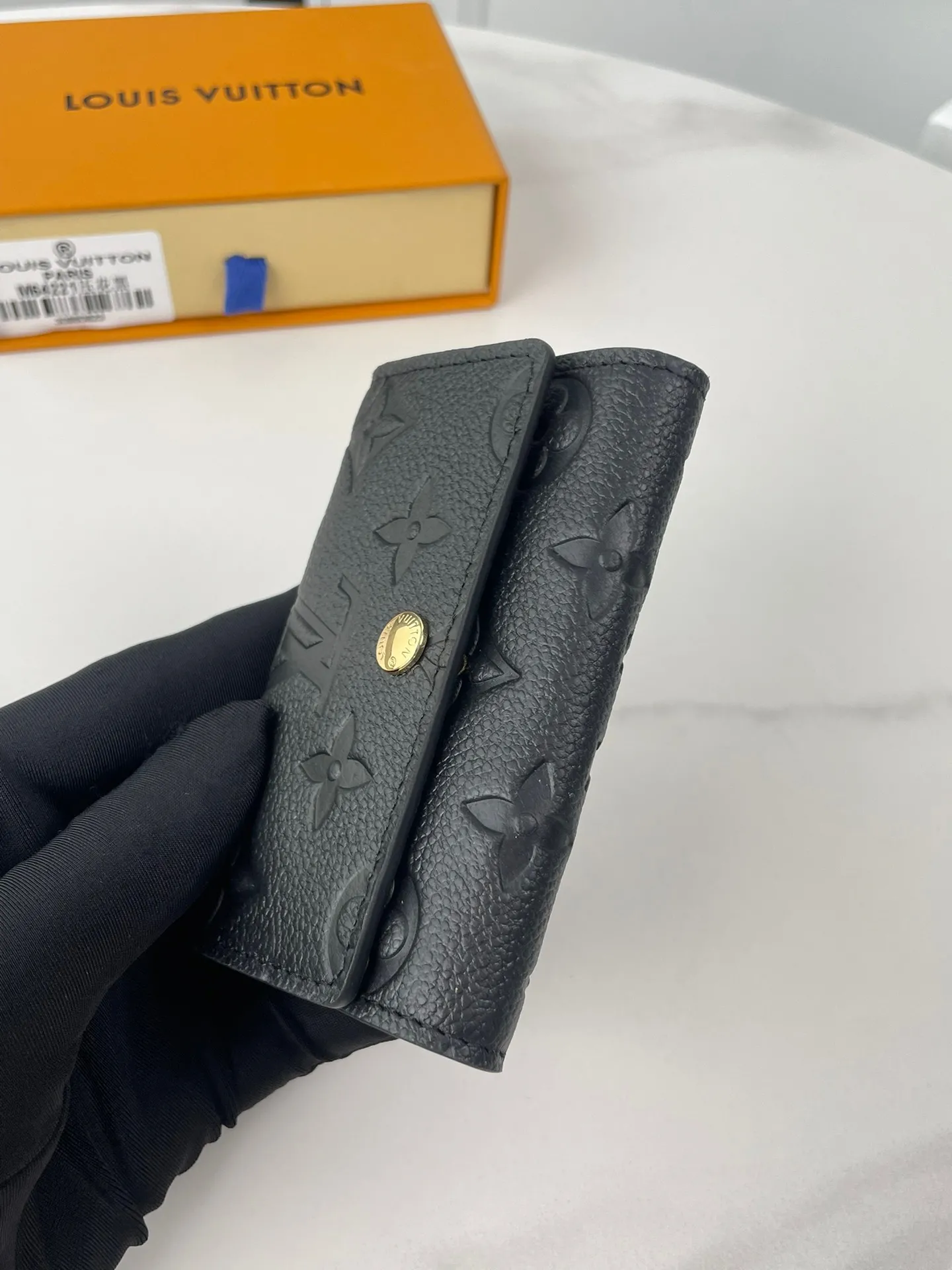Louis Vuitton 6 Key Holder M64421 - Image 6