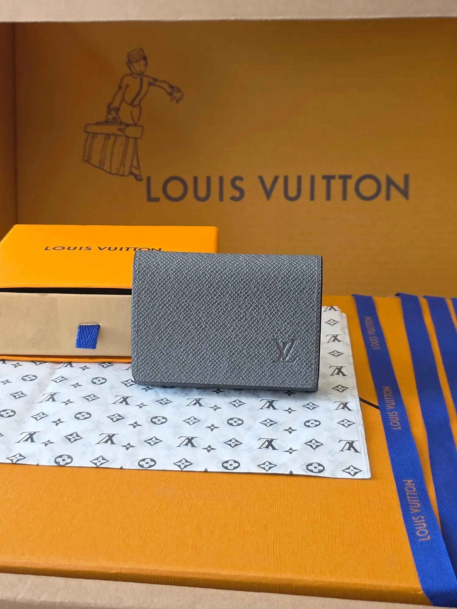 Louis Vuitton Business Card Holder M11583 - Image 3