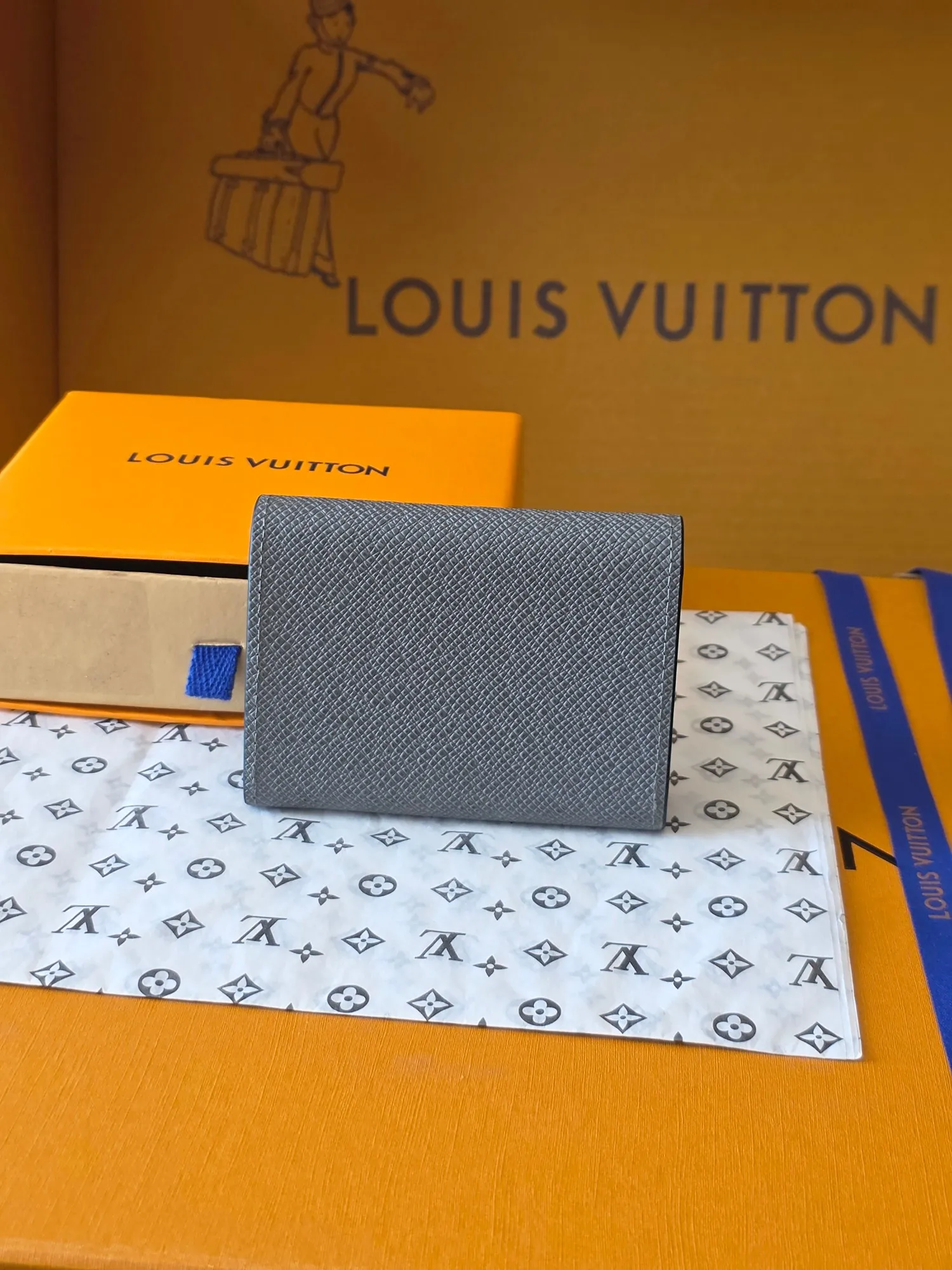 Louis Vuitton Business Card Holder M11583 - Image 4