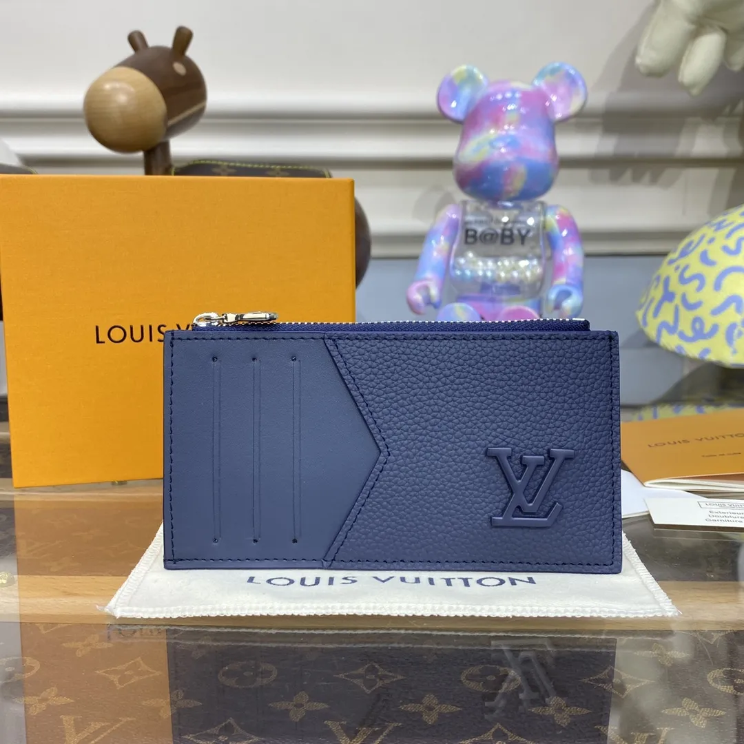 Alternative view of Louis Vuitton Coin Card Holder M82084