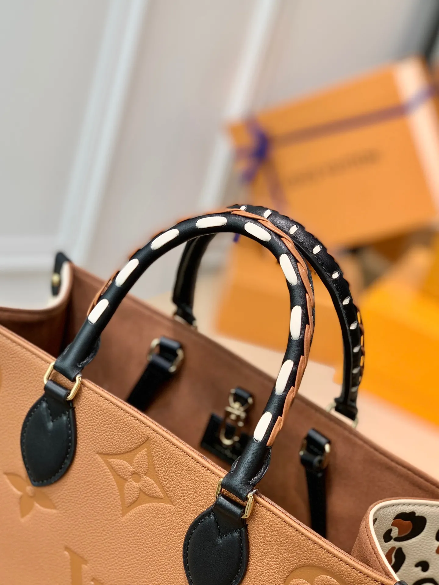 Louis Vuitton OnTheGo MM M58521 - 图片 7