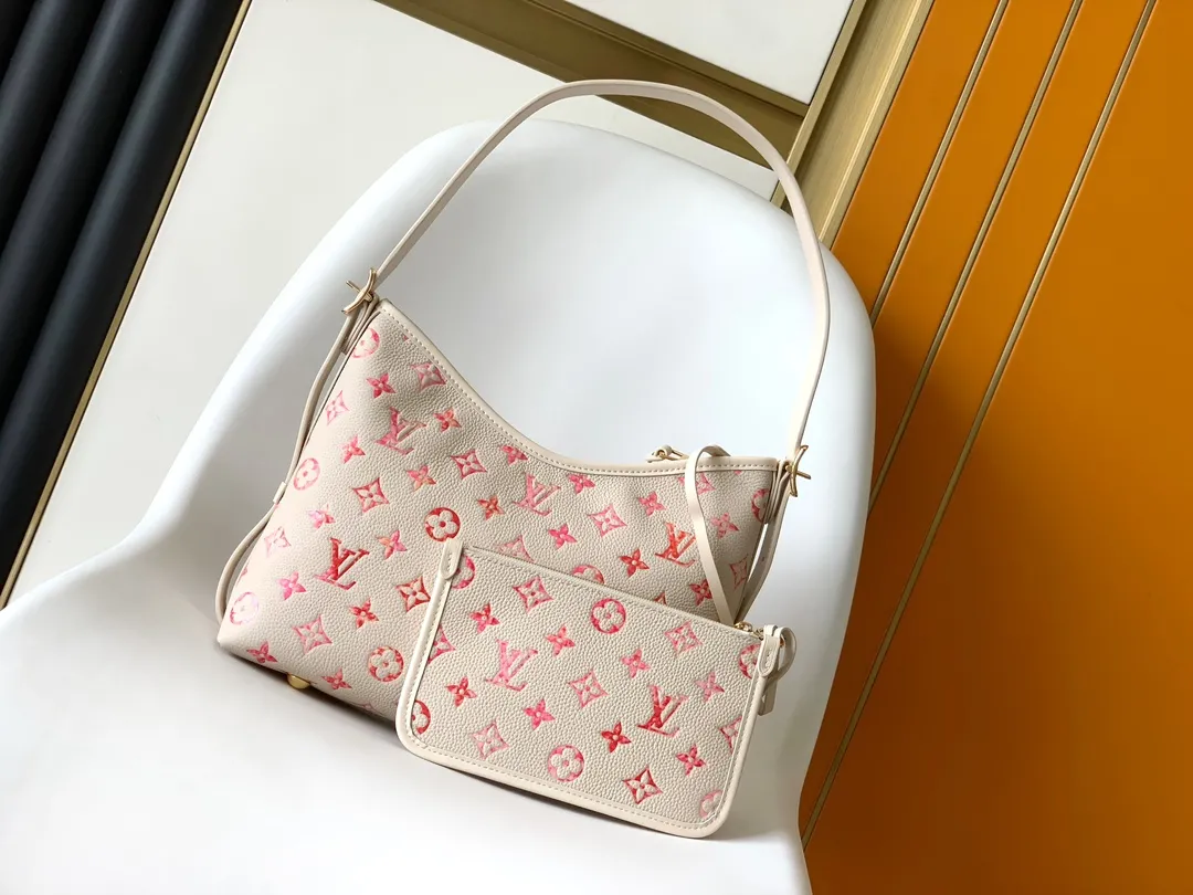 Alternative view of Louis Vuitton CarryAll PM M24652
