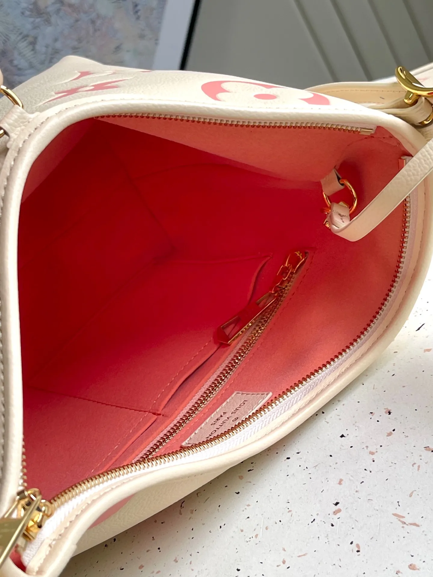 Louis Vuitton CarryAll PM M24141 - 图片 10