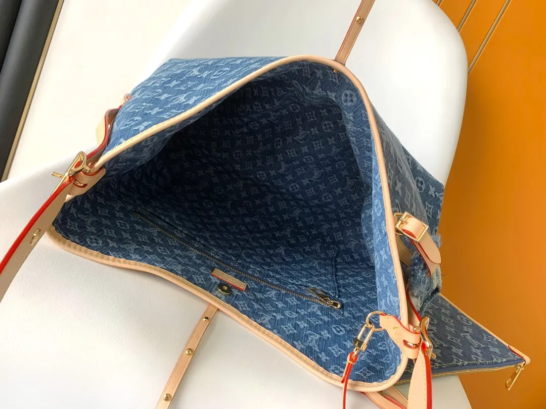 Louis Vuitton CarryAll MM M46855 - Image 10
