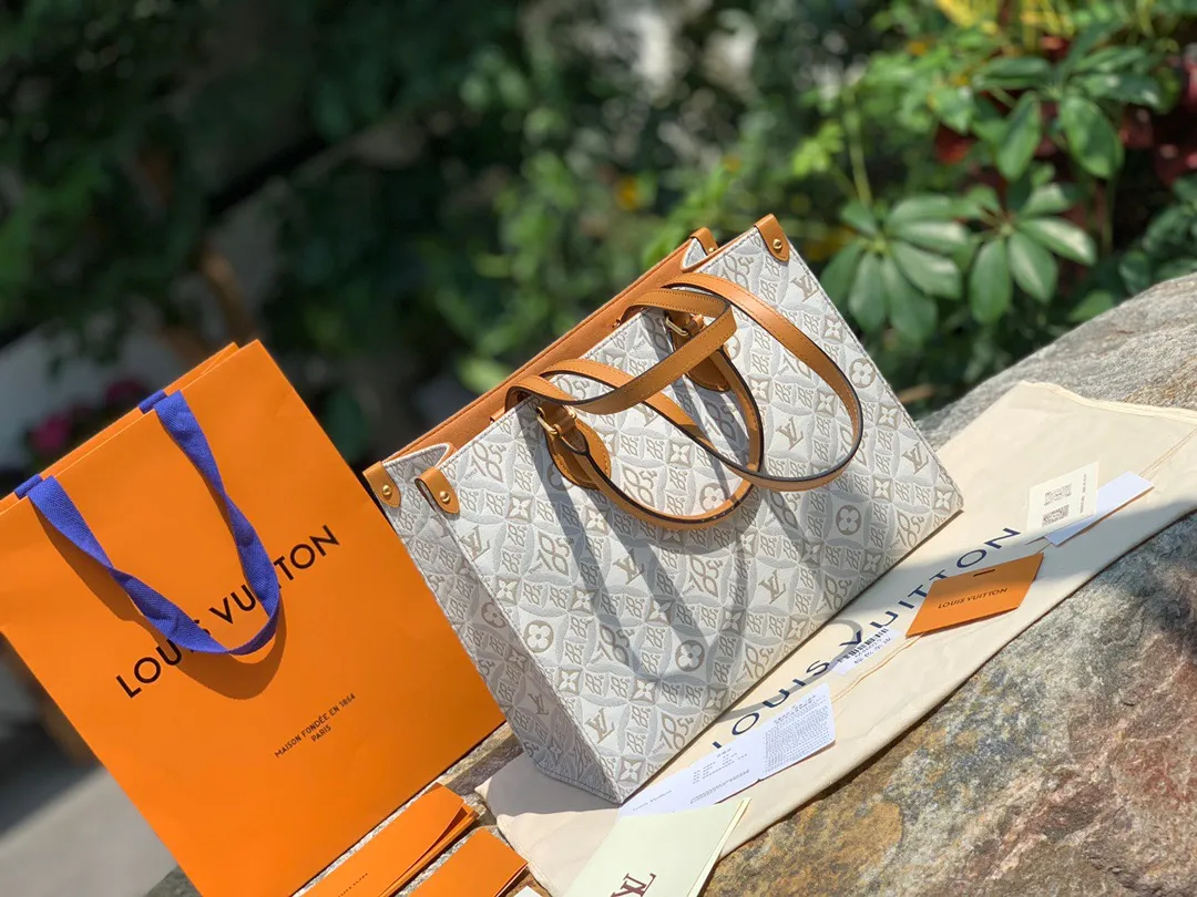 Louis Vuitton Onthego MM M59614 - 图片 4