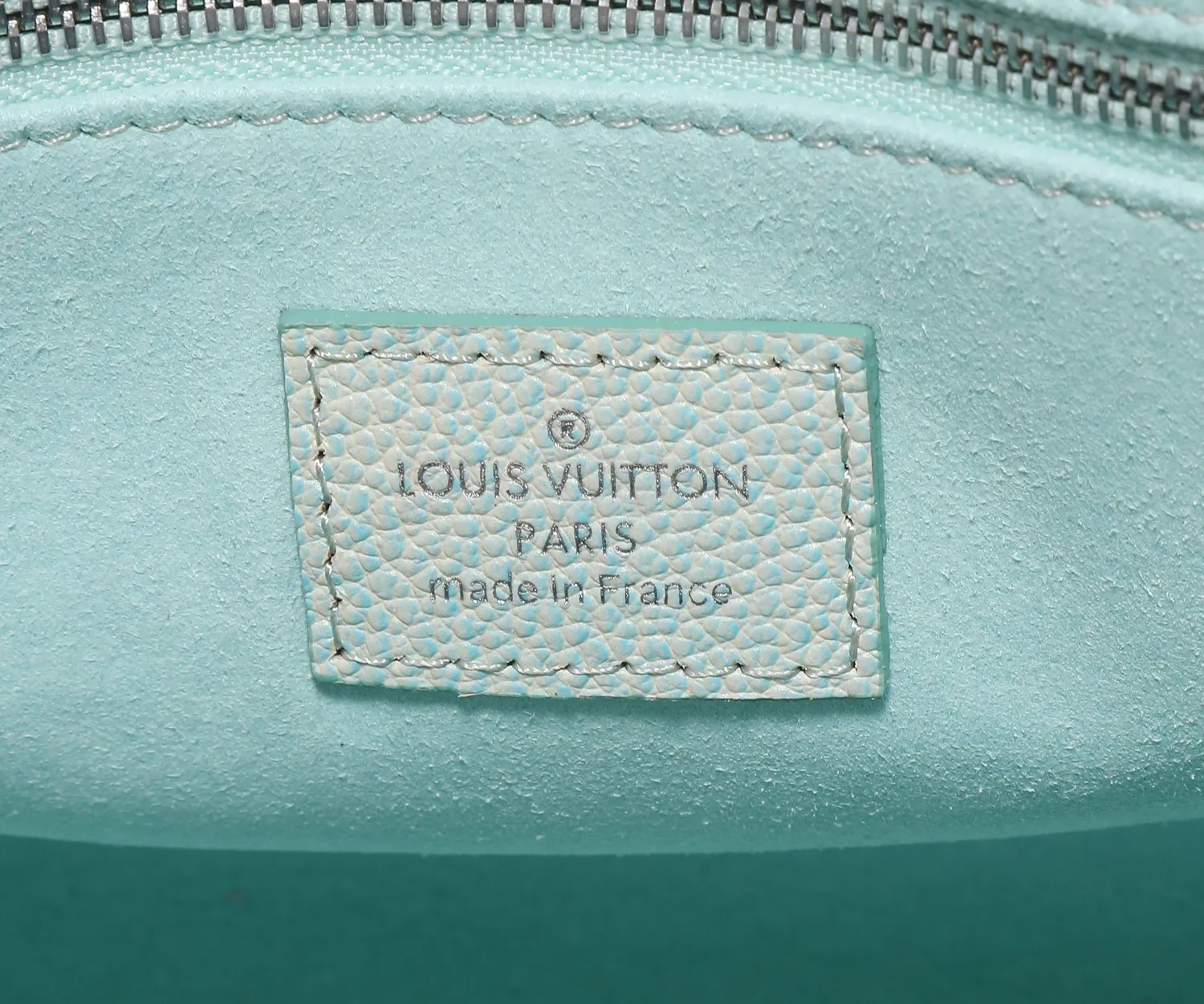 Alternative view of Louis Vuitton ONTHEGO PM M46270