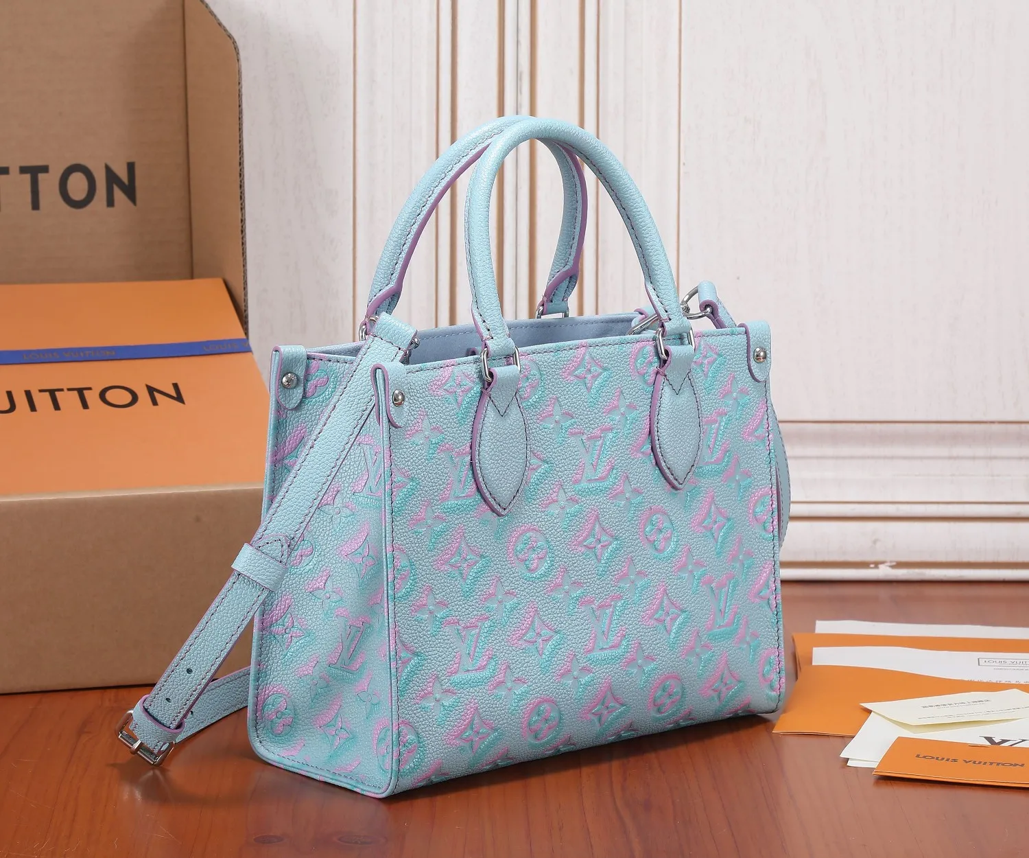Louis Vuitton OnTheGo PM M46067 - 图片 4